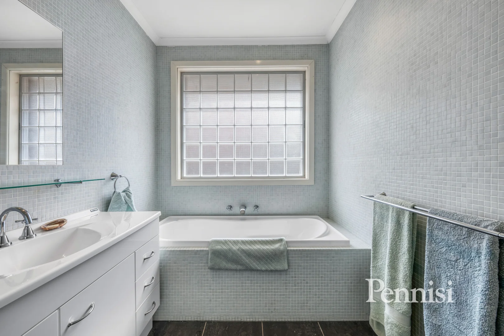 Additional image 11 of 24 Strathnaver Avenue, Strathmore VIC 3041