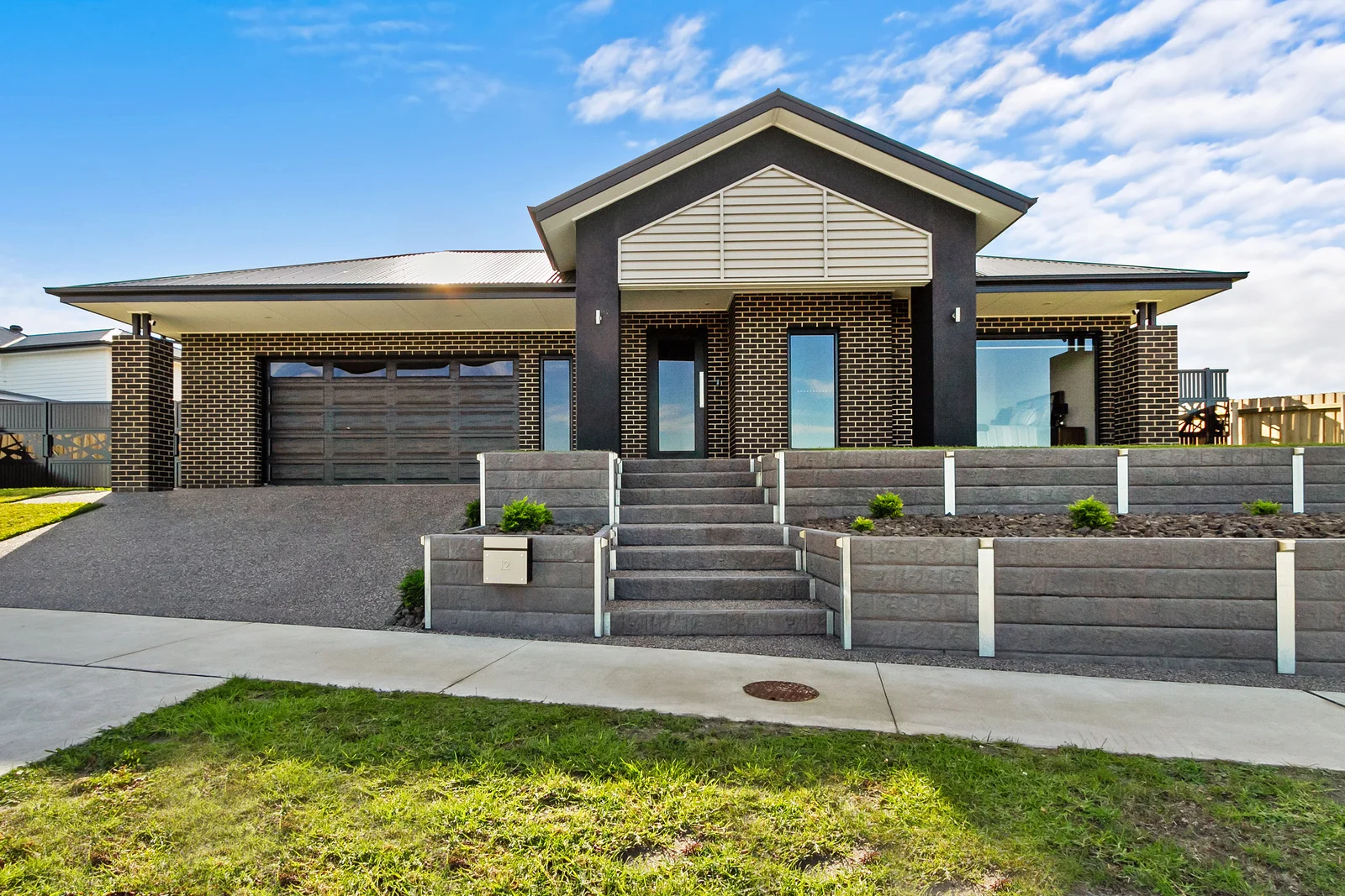 Additional image 2 of 12 Lochard Terrace, Lakes Entrance VIC 3909