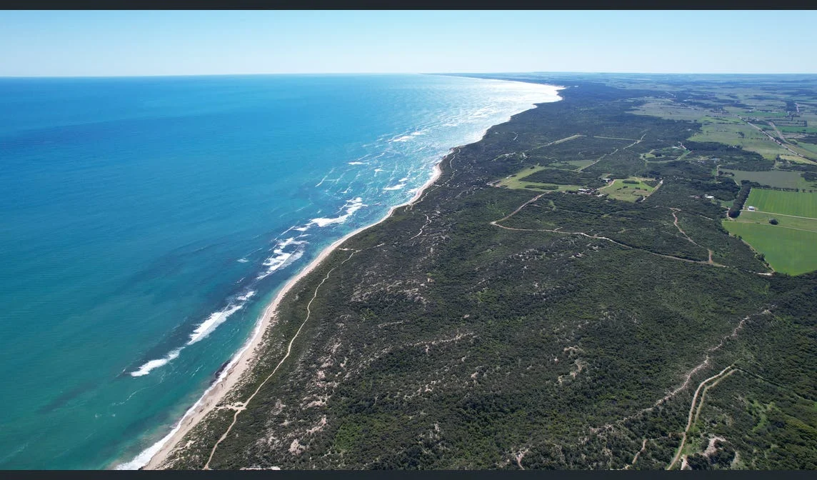 9000 Brennand Rd, Dongara WA 6525