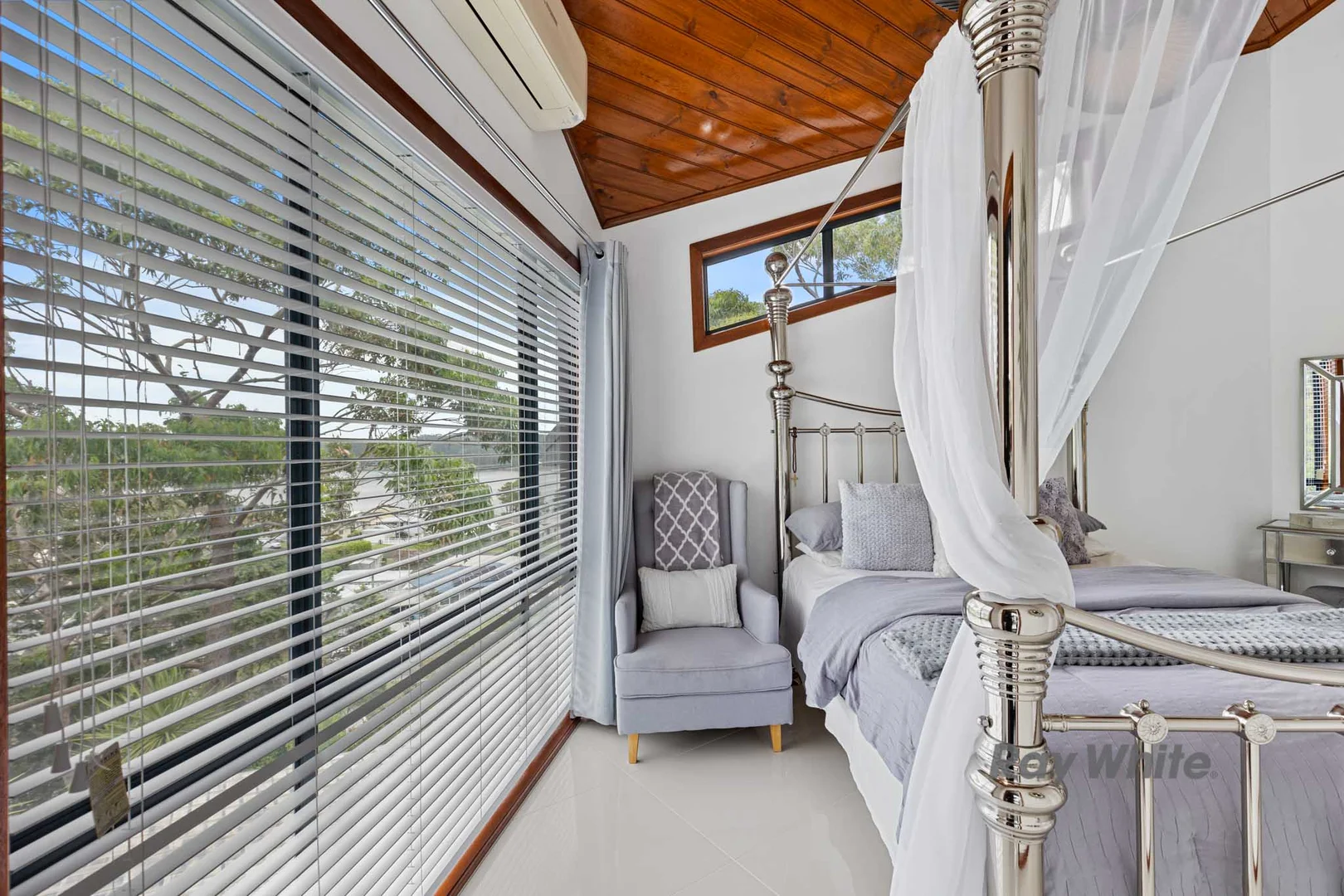 Additional image 24 of 82 Canberra Crescent, Burrill Lake NSW 2539