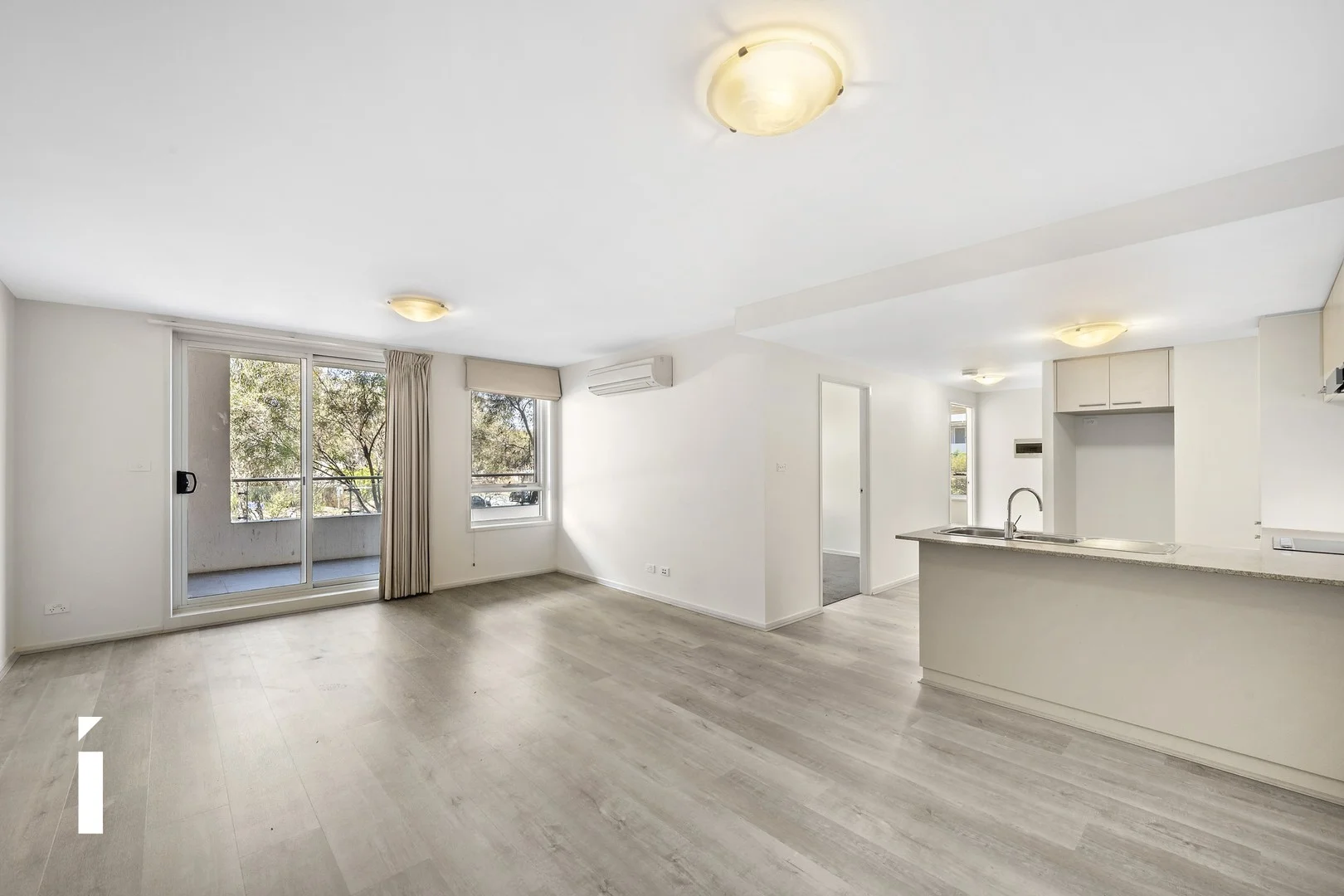 246/84 Chandler Street, Belconnen ACT 2617