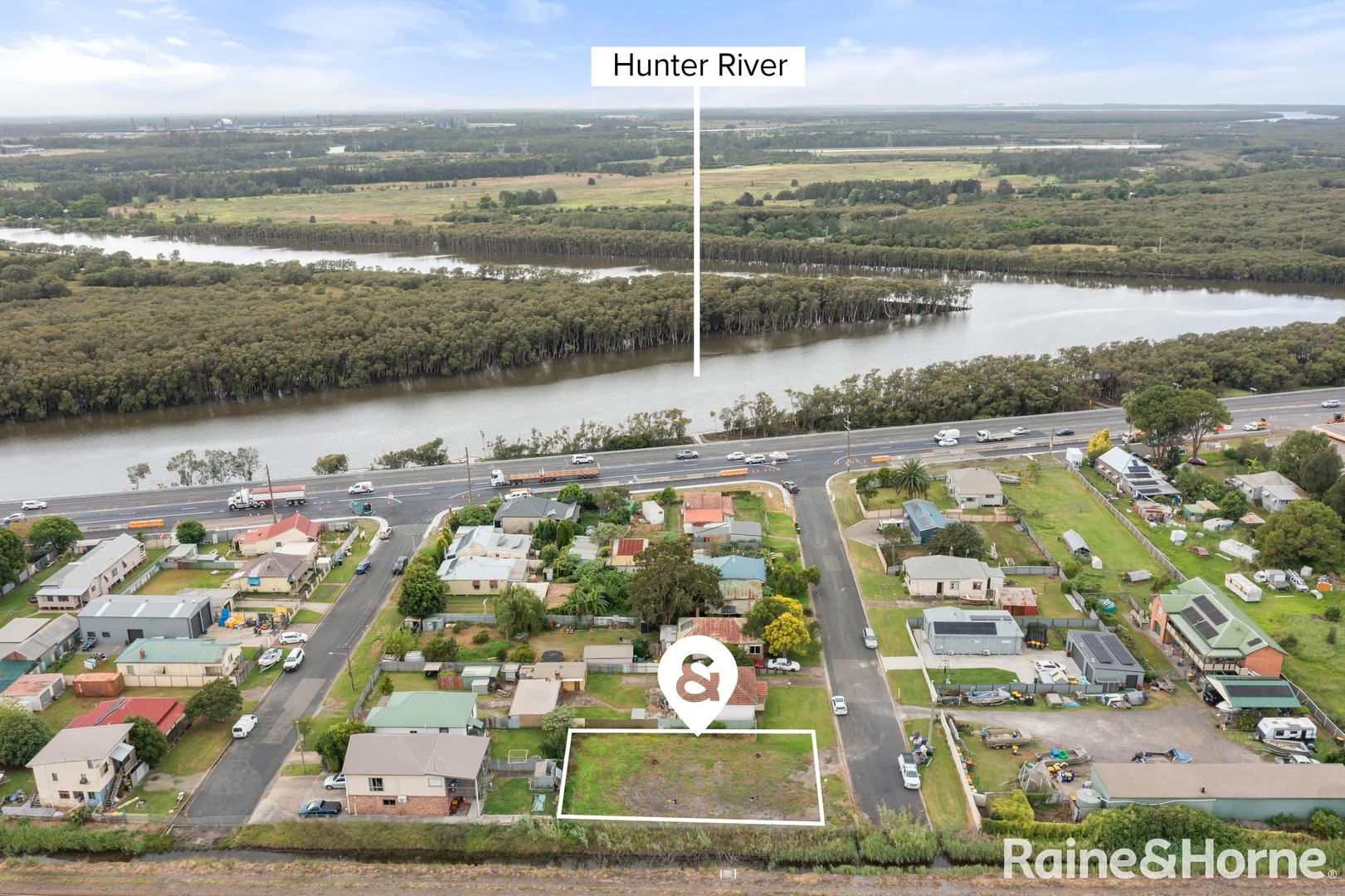 10 Fenwick Street, Hexham NSW 2322