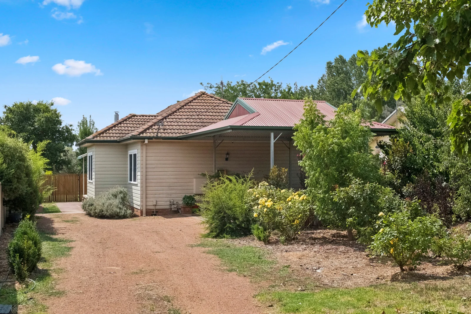 25 Perry Street, Yass NSW 2582