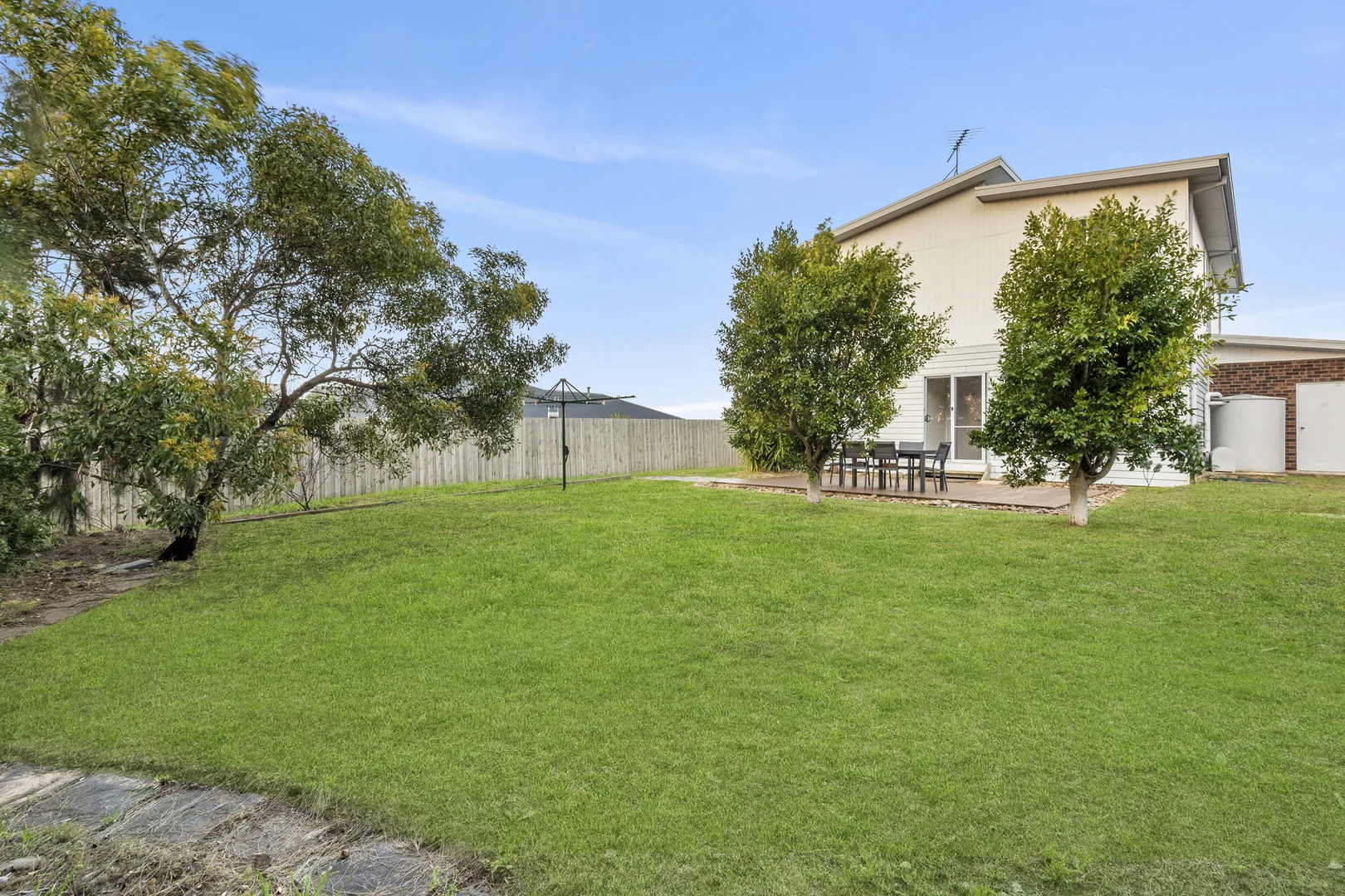Additional image 15 of 63 Stoneleigh Crescent, Highton VIC 3216