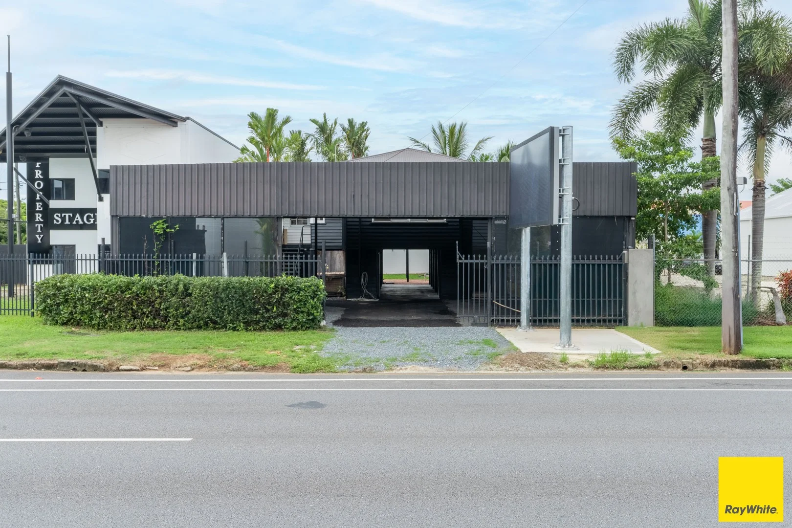 404 Sheridan Street, Cairns North QLD 4870