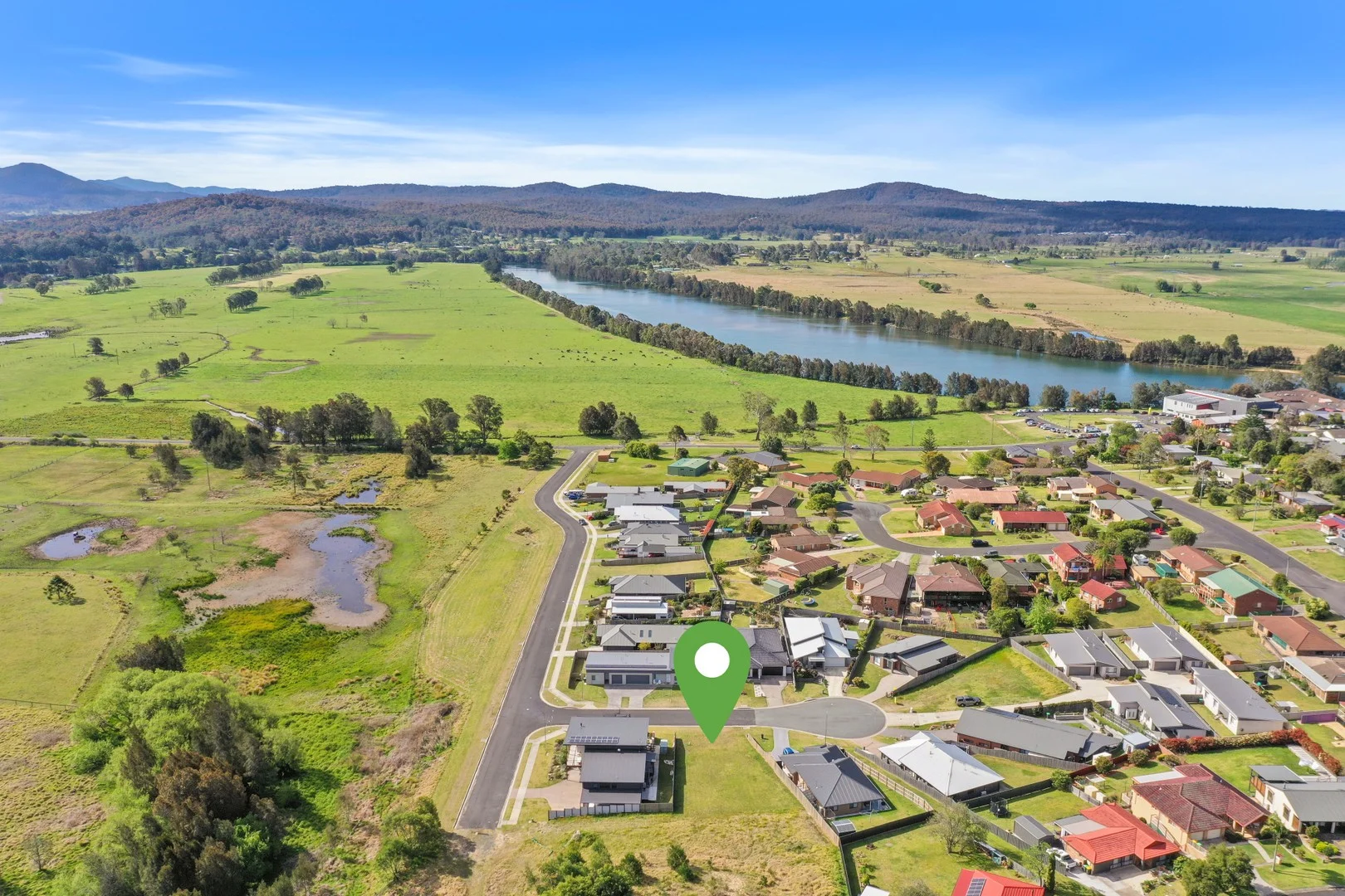 4 Shorthorn Close, Moruya NSW 2537