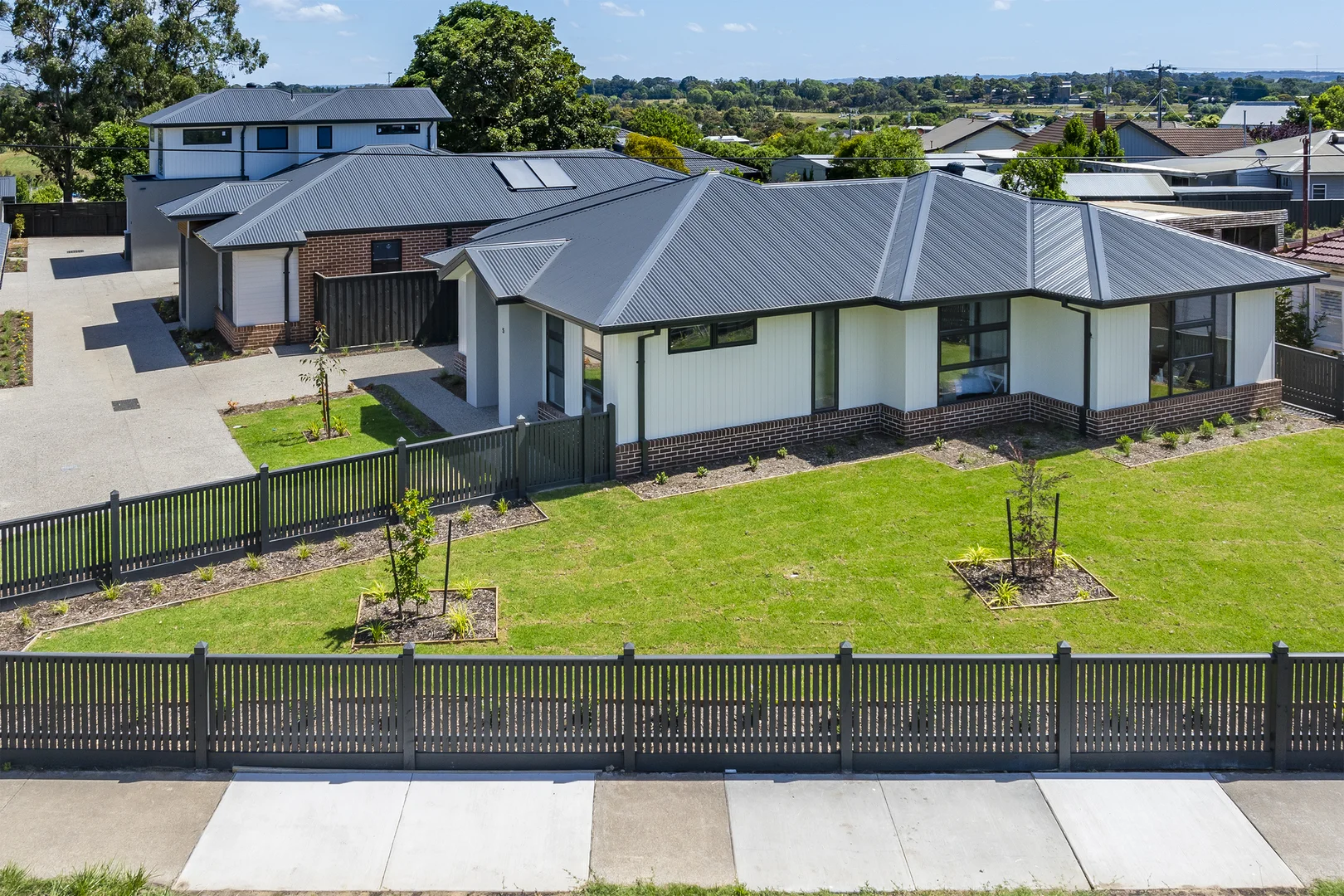 Additional image 10 of Townhouse 1-4/134 High Street, Kyneton VIC 3444