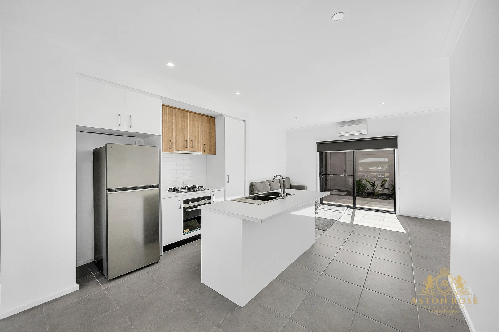 Additional image 11 of 16 Monterey Loop, Clyde VIC 3978