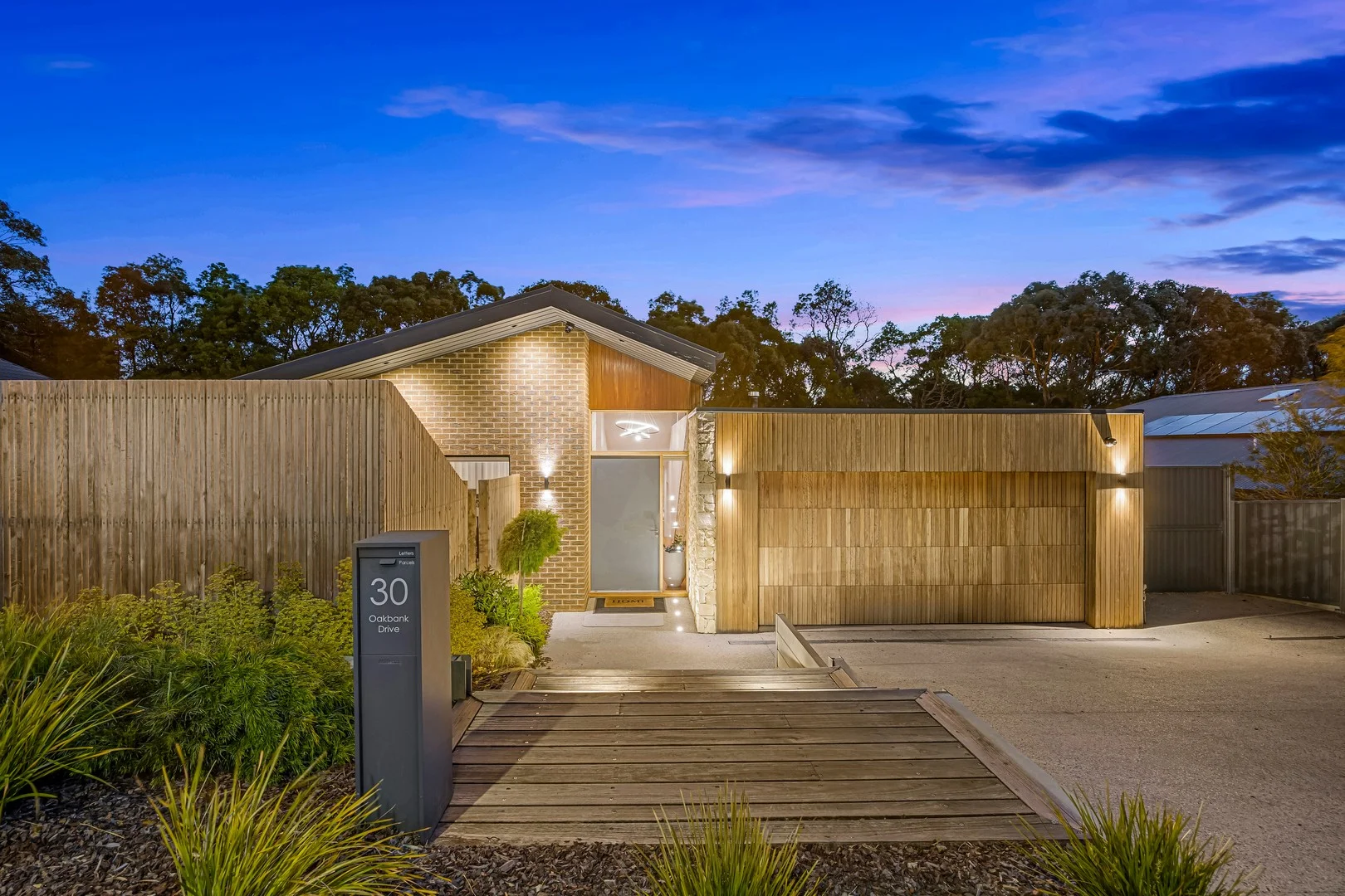 30 Oakbank Drive, Mount Helen VIC 3350