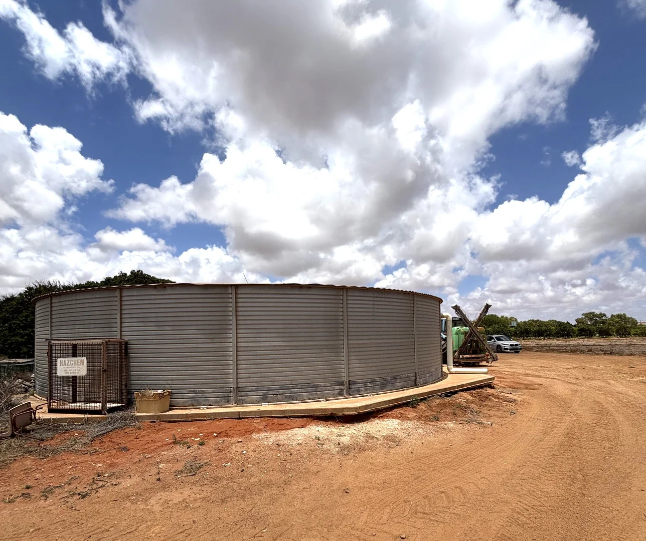 Additional image 56 of 563 & 561 Robinson Street, Carnarvon WA 6701