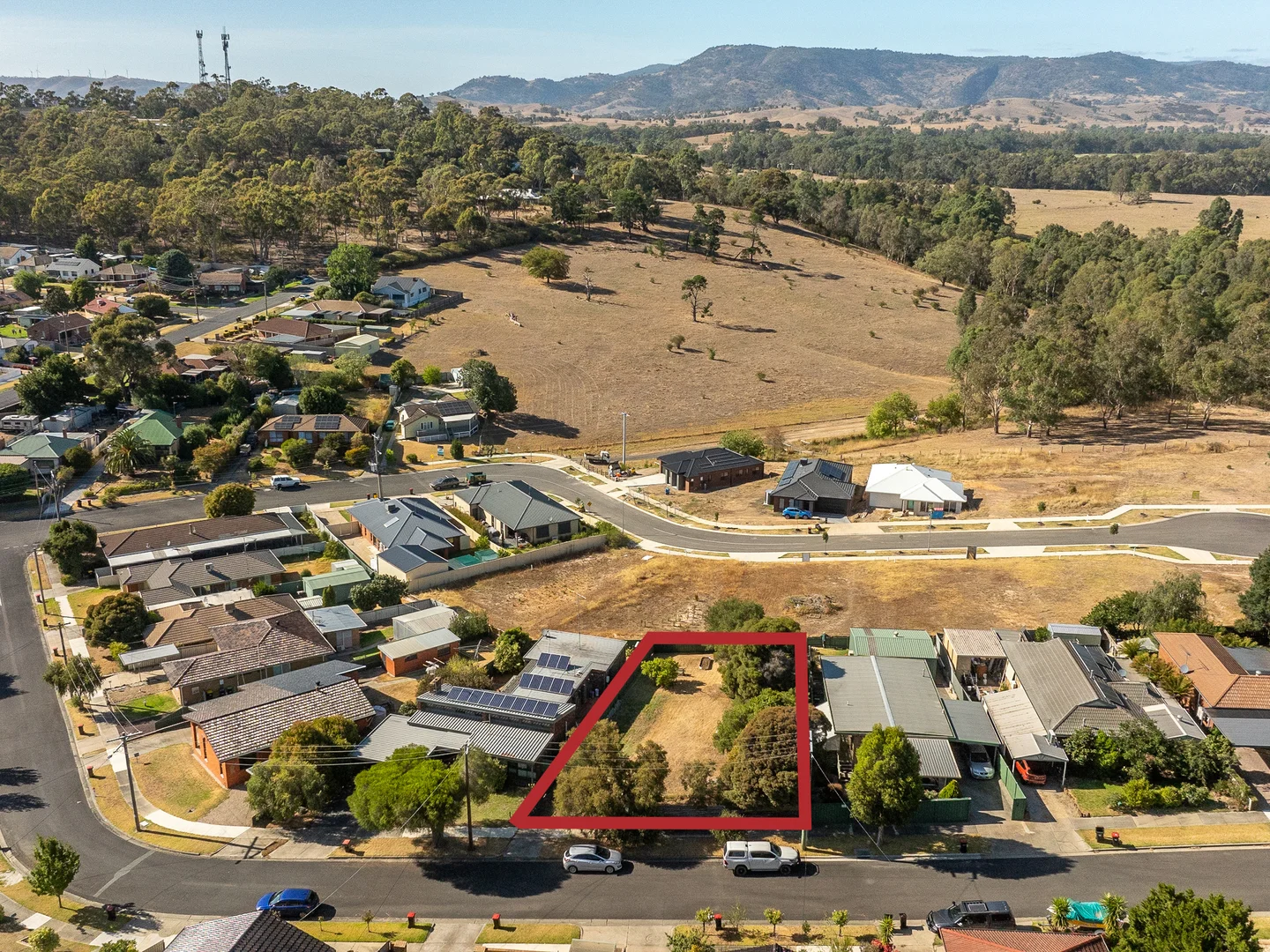 Additional image 8 of 13 Priestley Crescent, Seymour VIC 3660