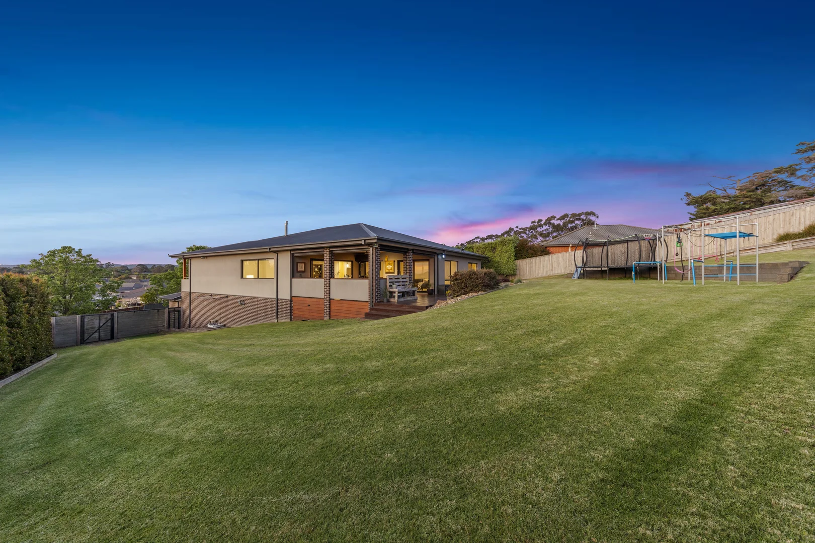 Additional image 28 of 4 Manor View, Pakenham VIC 3810