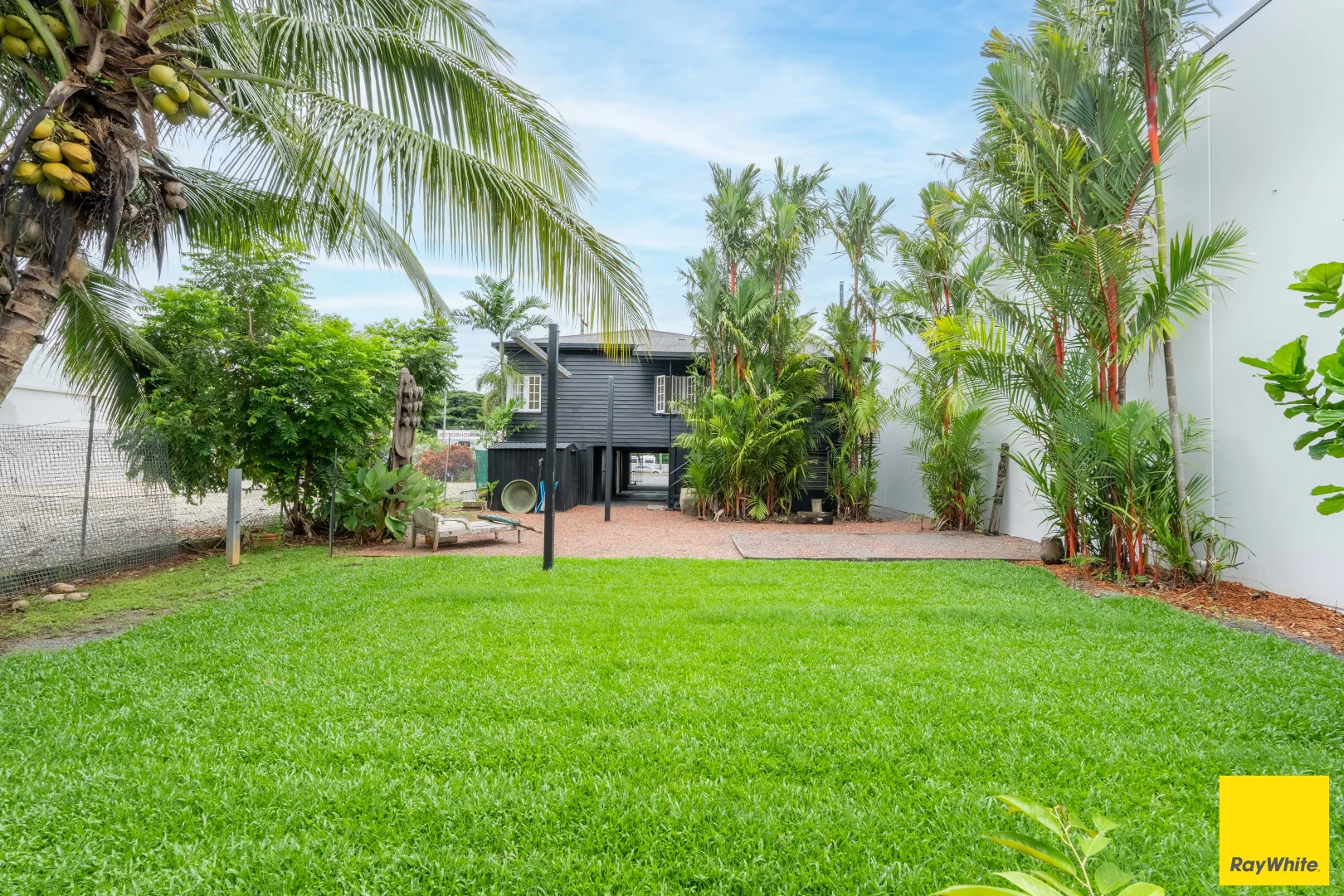 Additional image 12 of 404 Sheridan Street, Cairns North QLD 4870