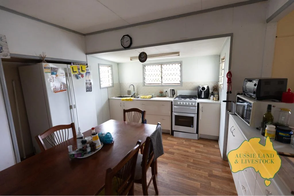 Additional image 5 of 32 STRATHDEE STREET, Mundubbera QLD 4626