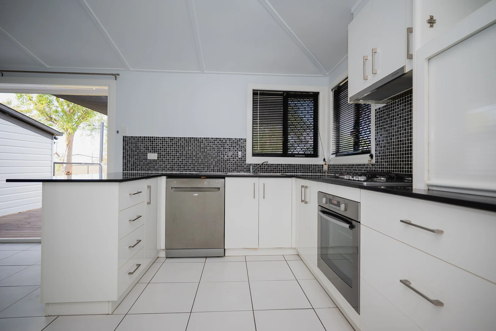 Additional image 6 of 63 Chrystal Street, Roma QLD 4455
