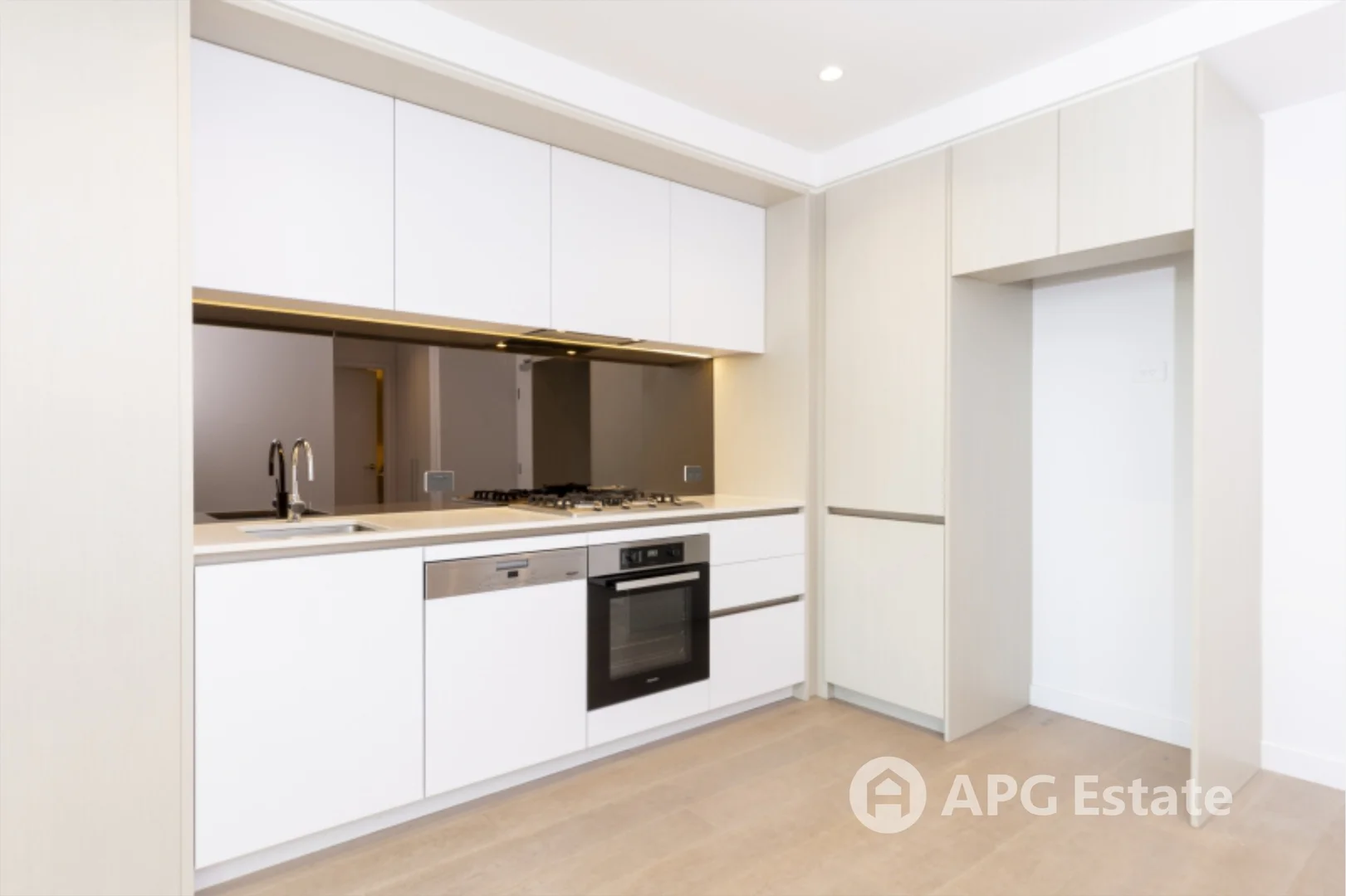 Additional image 2 of 3814/628 Flinders Street, Docklands VIC 3008