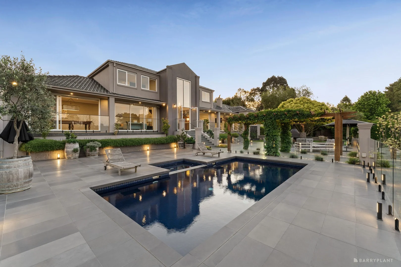 10 Oxford Close, Templestowe VIC 3106