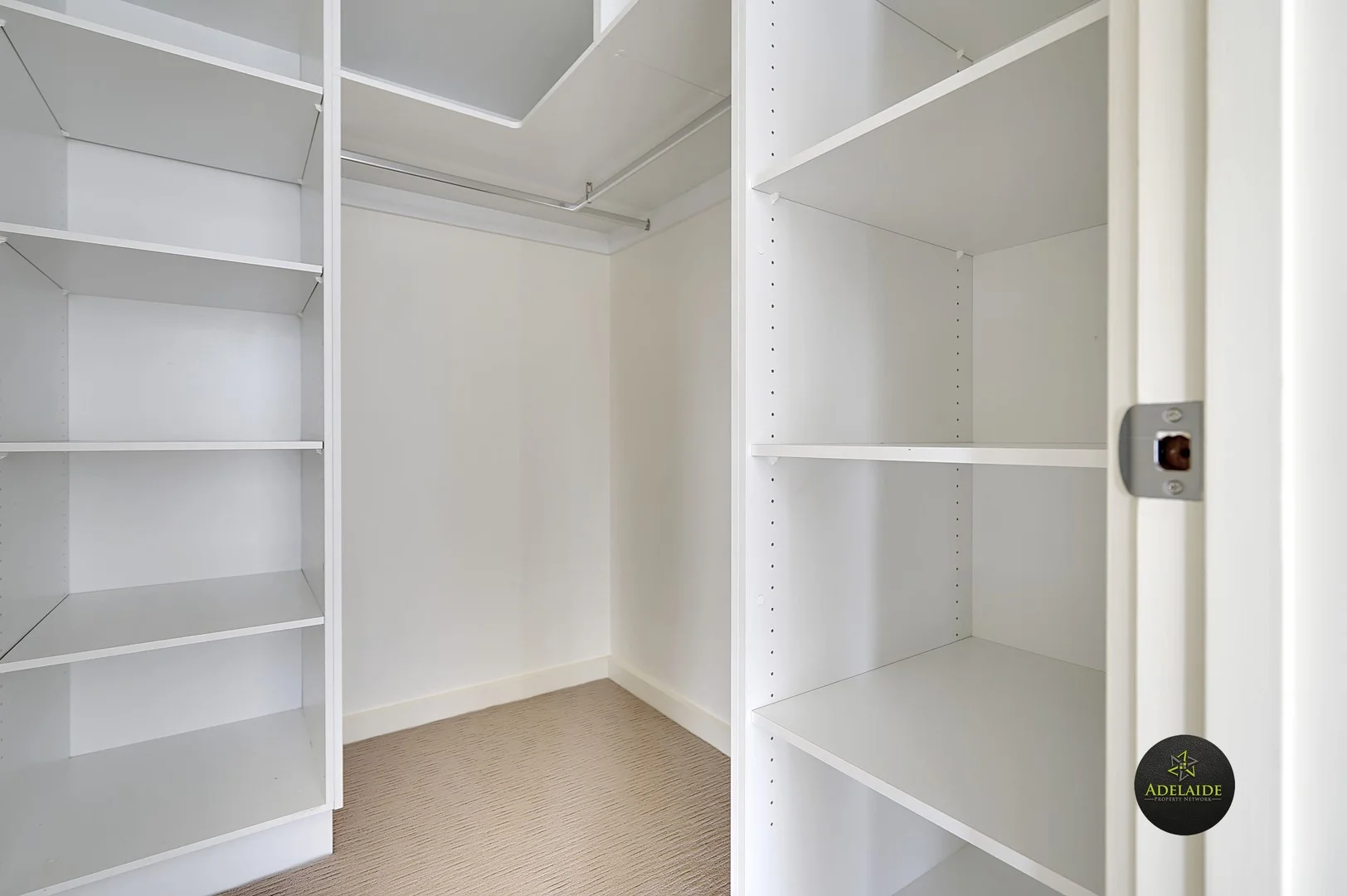 Additional image 11 of unit 2/9A Shepherdson Rd, Mount Gambier SA 5290