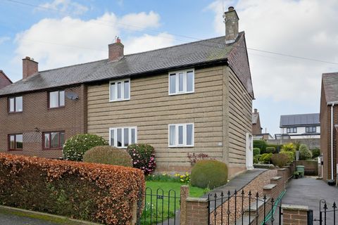 Lowfield Avenue, Ridgeway. S12
