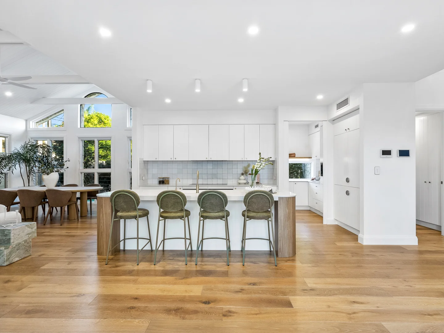 Additional image 2 of 15 Rankin Parade, Main Beach QLD 4217