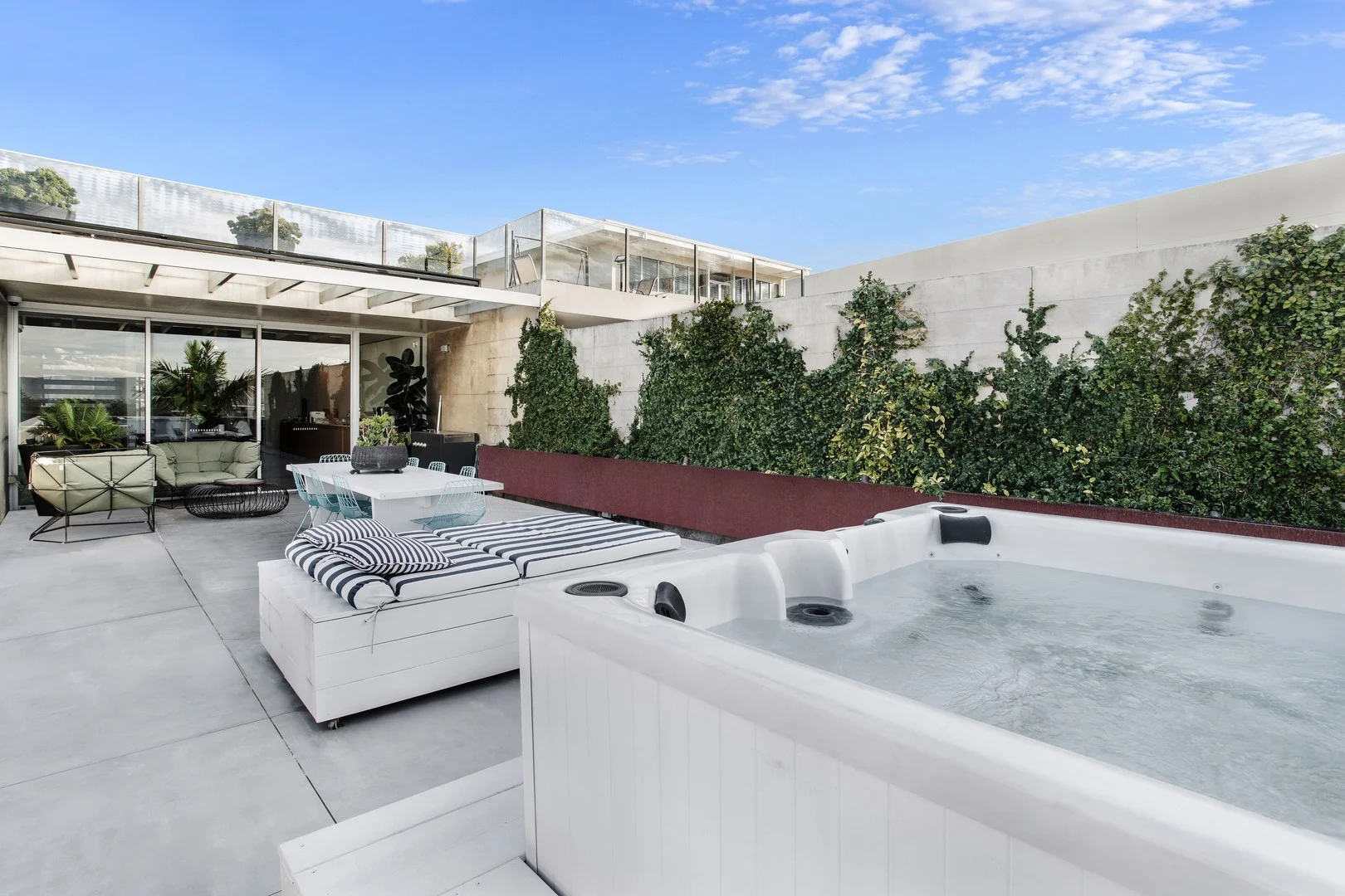 12 Bourke Street, North Wollongong NSW 2500