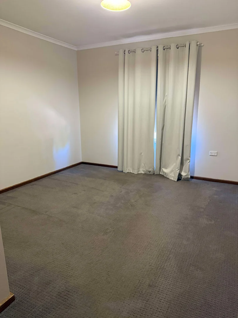 Additional image 18 of 13 Bopeechee St, Roxby Downs SA 5725