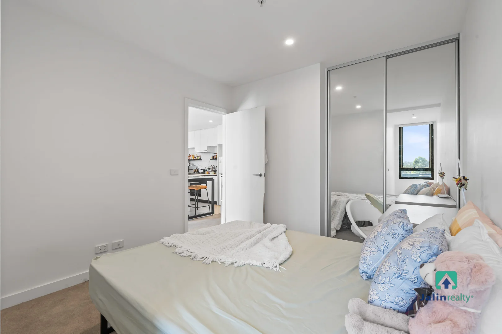 Additional image 5 of 304/9 Renver Road, Clayton VIC 3168