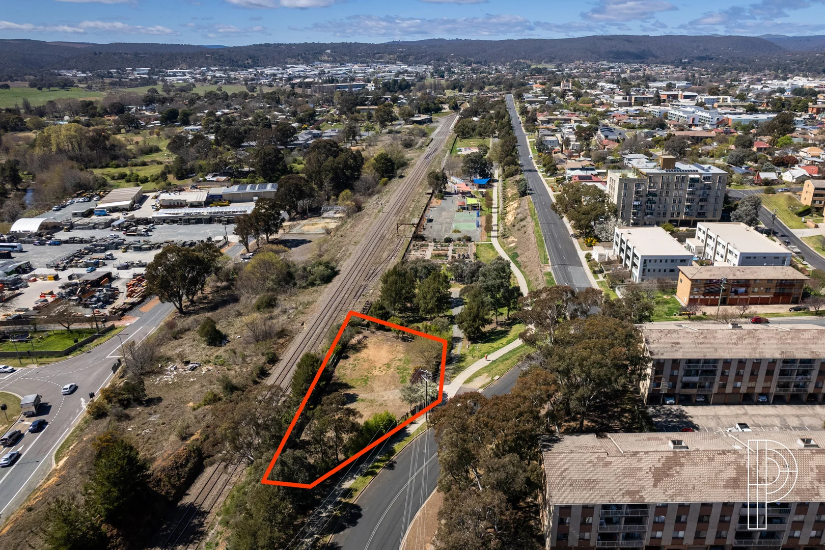 Additional image 2 of 1 Crest Road, Queanbeyan NSW 2620