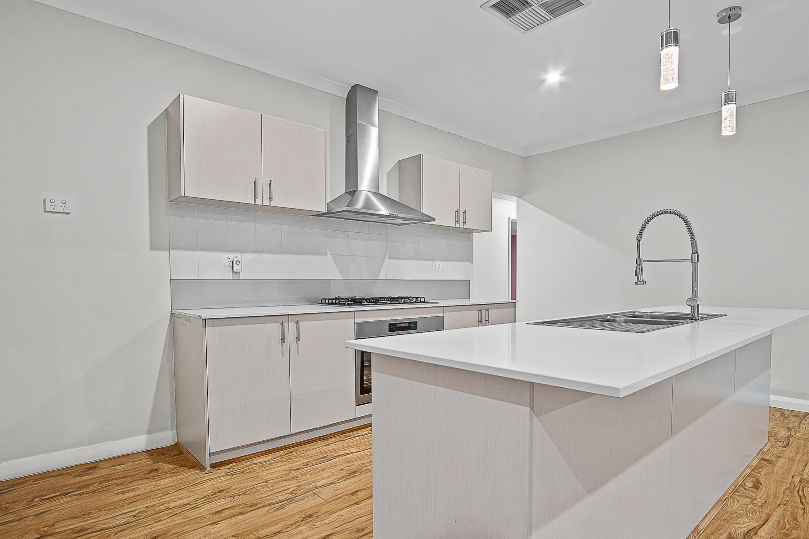 Additional image 16 of 10 Petrona Crescent, Piara Waters WA 6112