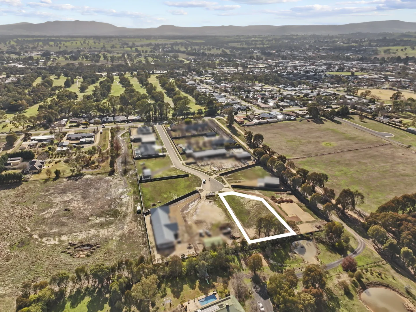 Additional image 13 of 17 Redleaf Court, Mansfield VIC 3722