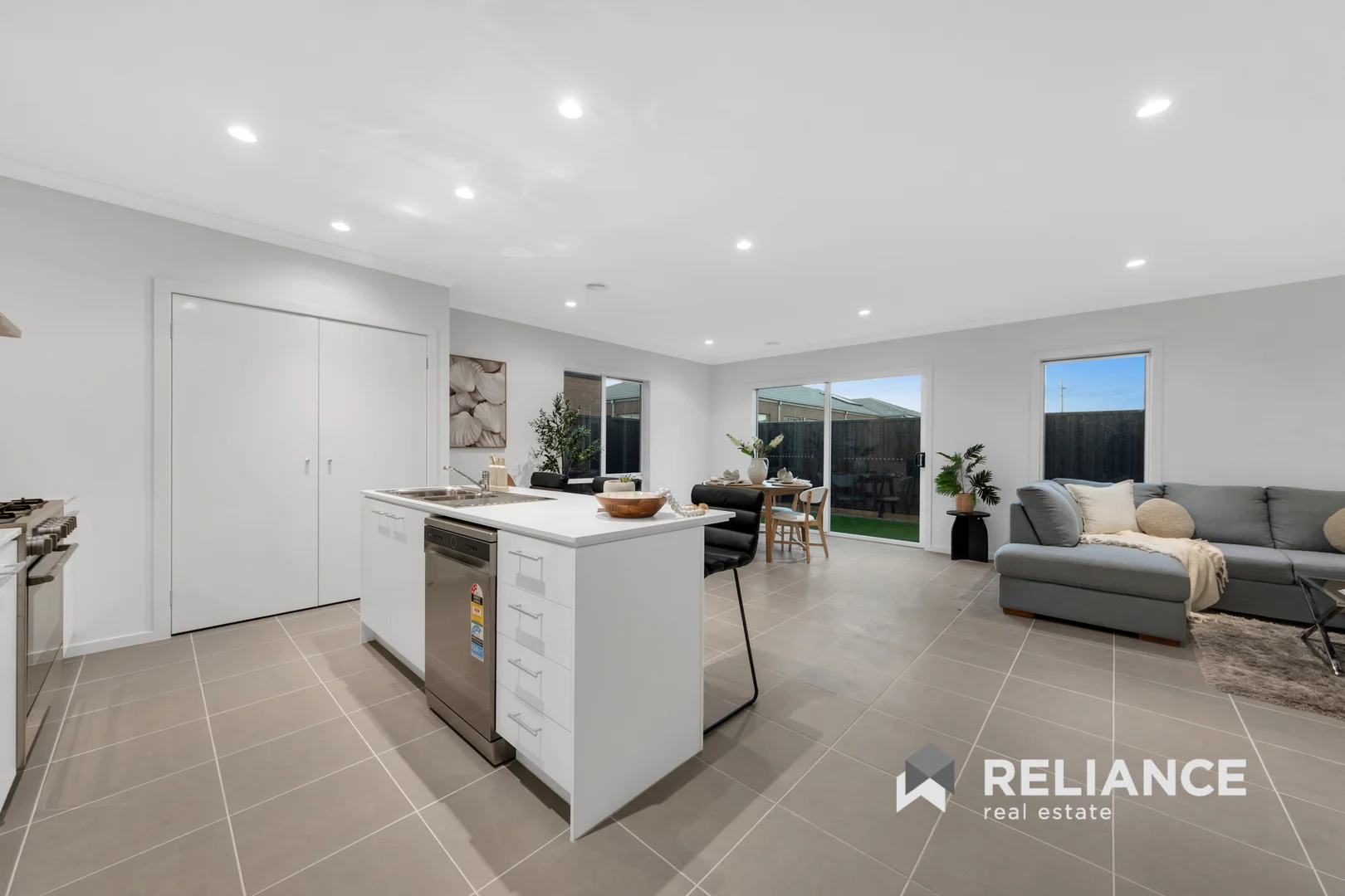 Additional image 10 of 16 Anisata Way, Manor Lakes VIC 3024