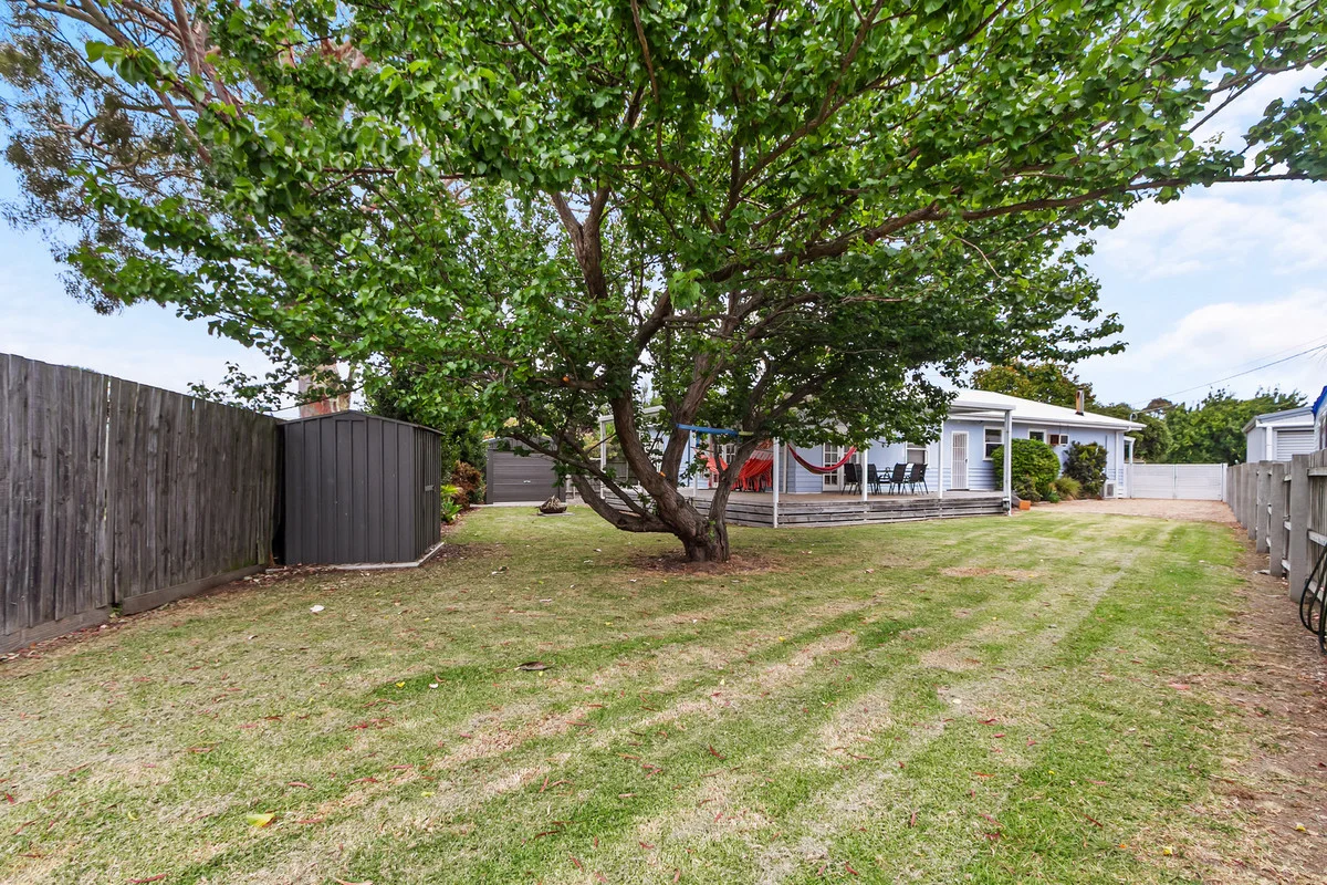 Additional image 28 of 8 Tanjil Grove, Lakes Entrance VIC 3909