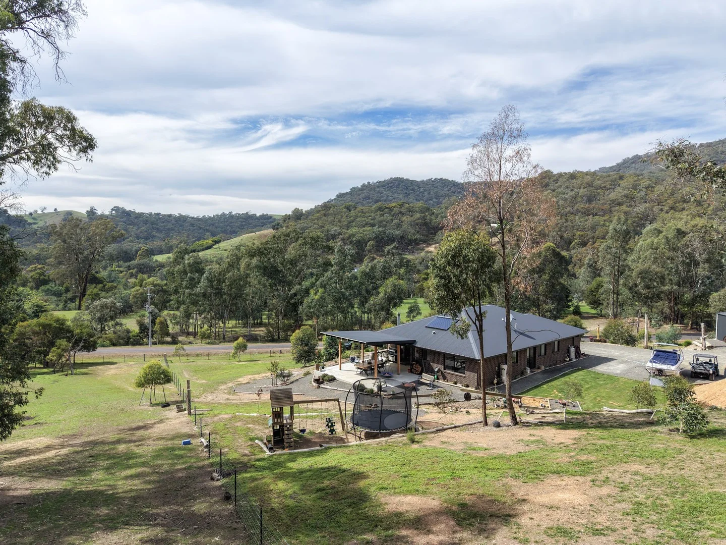 14 Bluegum Crescent, Bonnie Doon VIC 3720