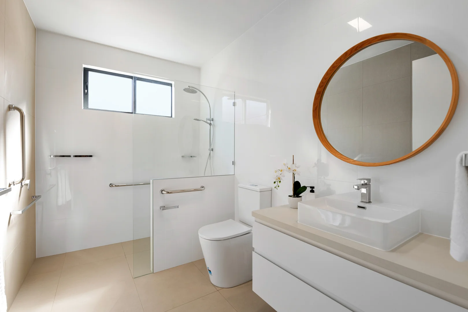 Additional image 33 of 48 Flinders Parade, Sandgate QLD 4017