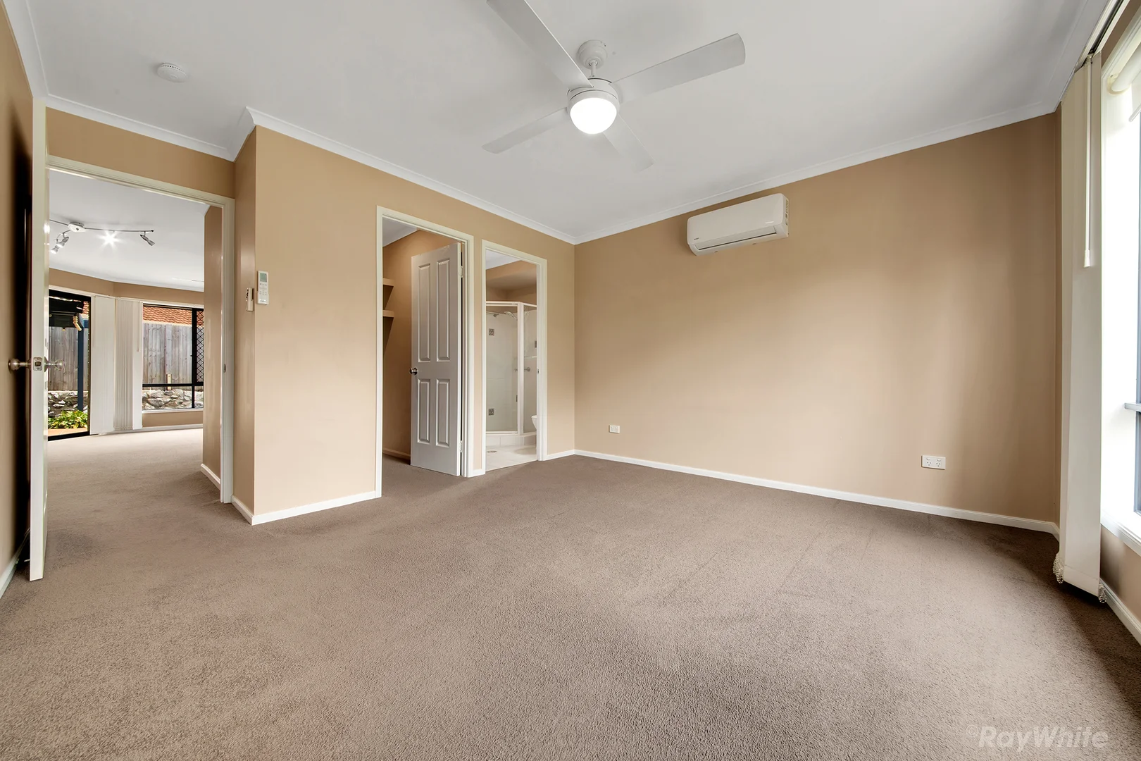Additional image 8 of 4a Carinya Drive, Clinton QLD 4680