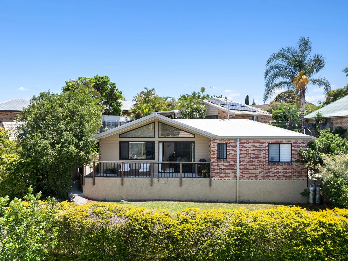 Additional image 4 of 38 Beaconsfield Drive, Burleigh Waters QLD 4220