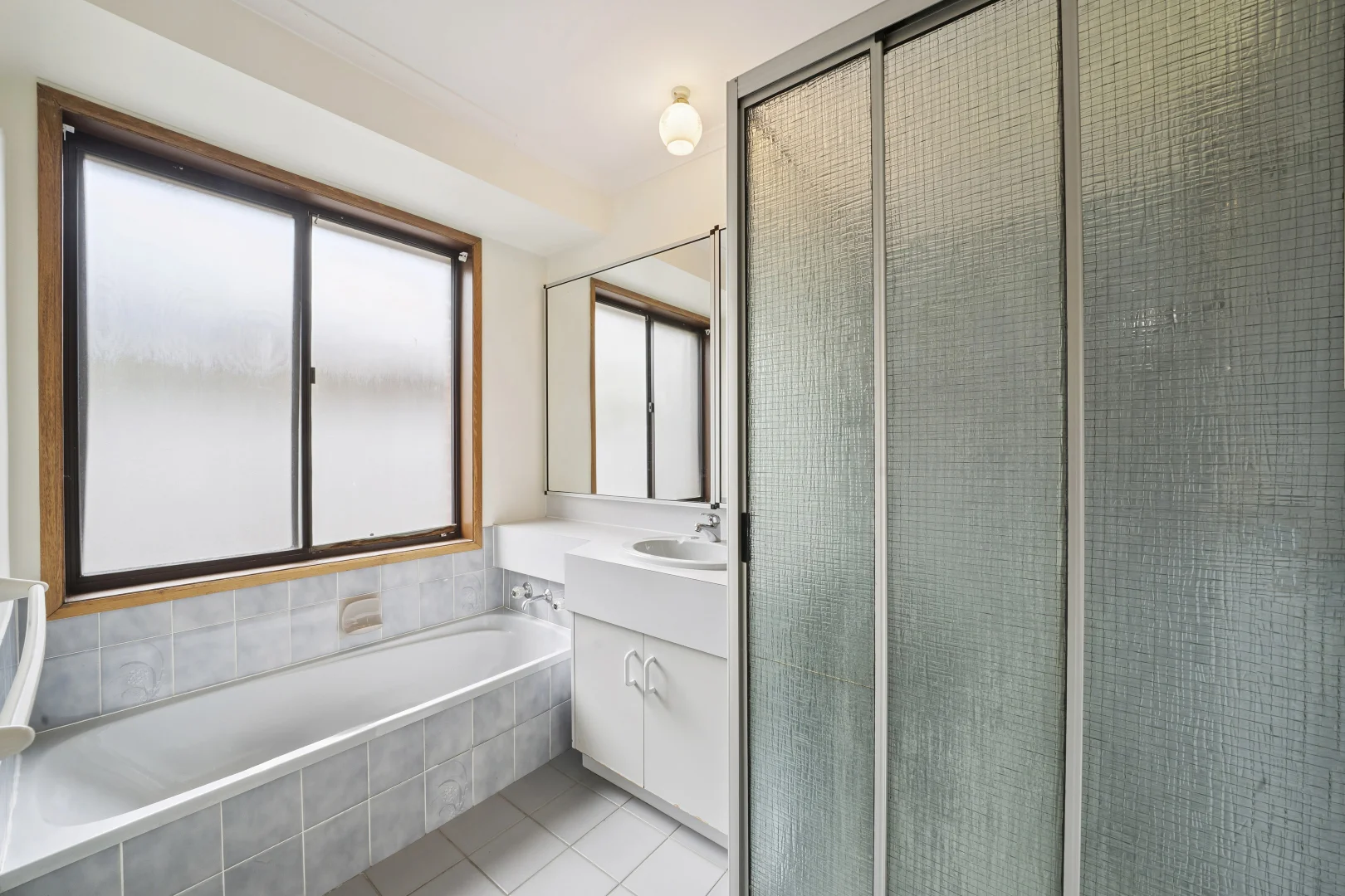 Additional image 11 of 3 Milne Ave, Myrtleford VIC 3737