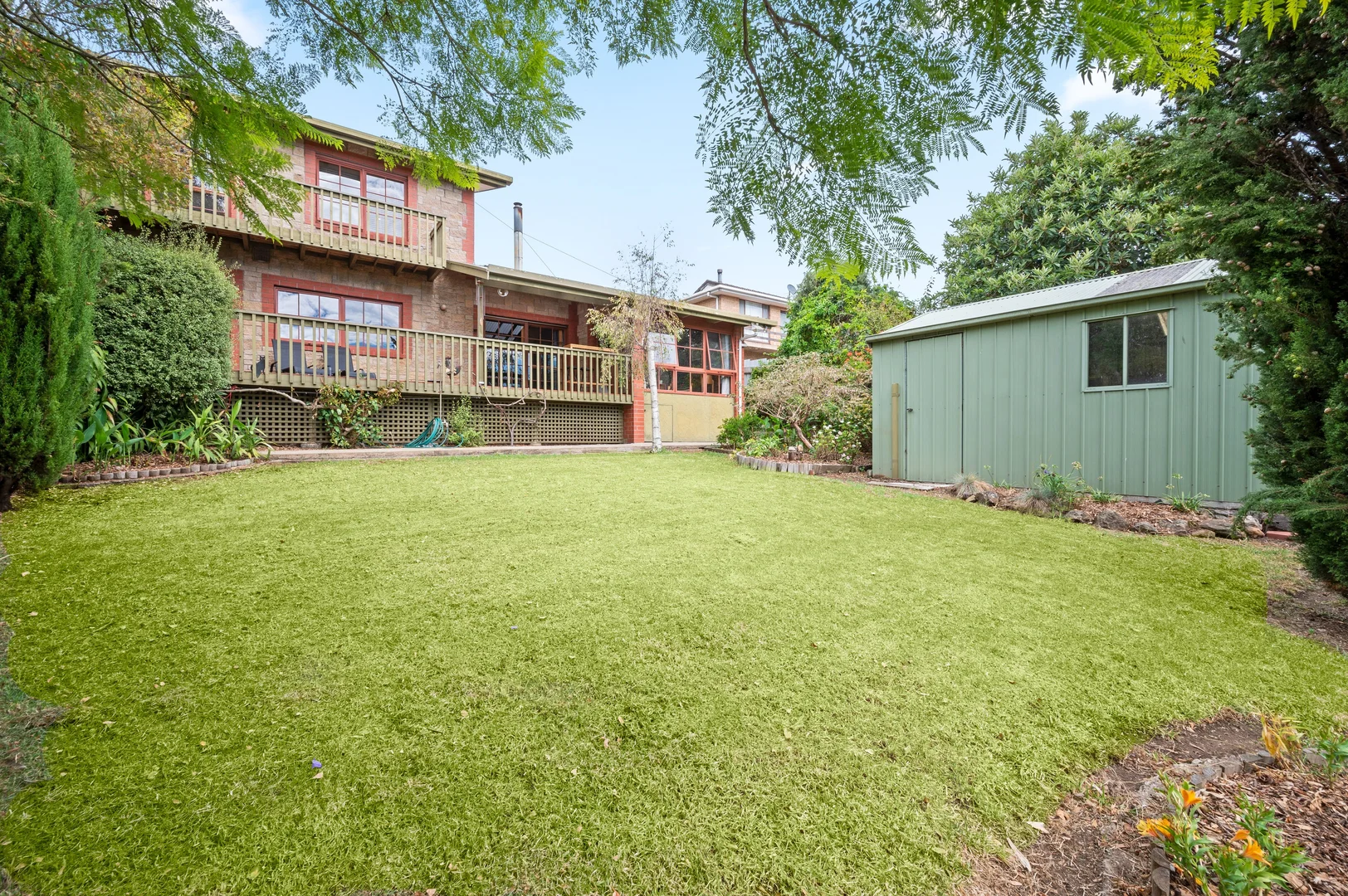 Additional image 17 of 16 Lake Terrace West, Mount Gambier SA 5290