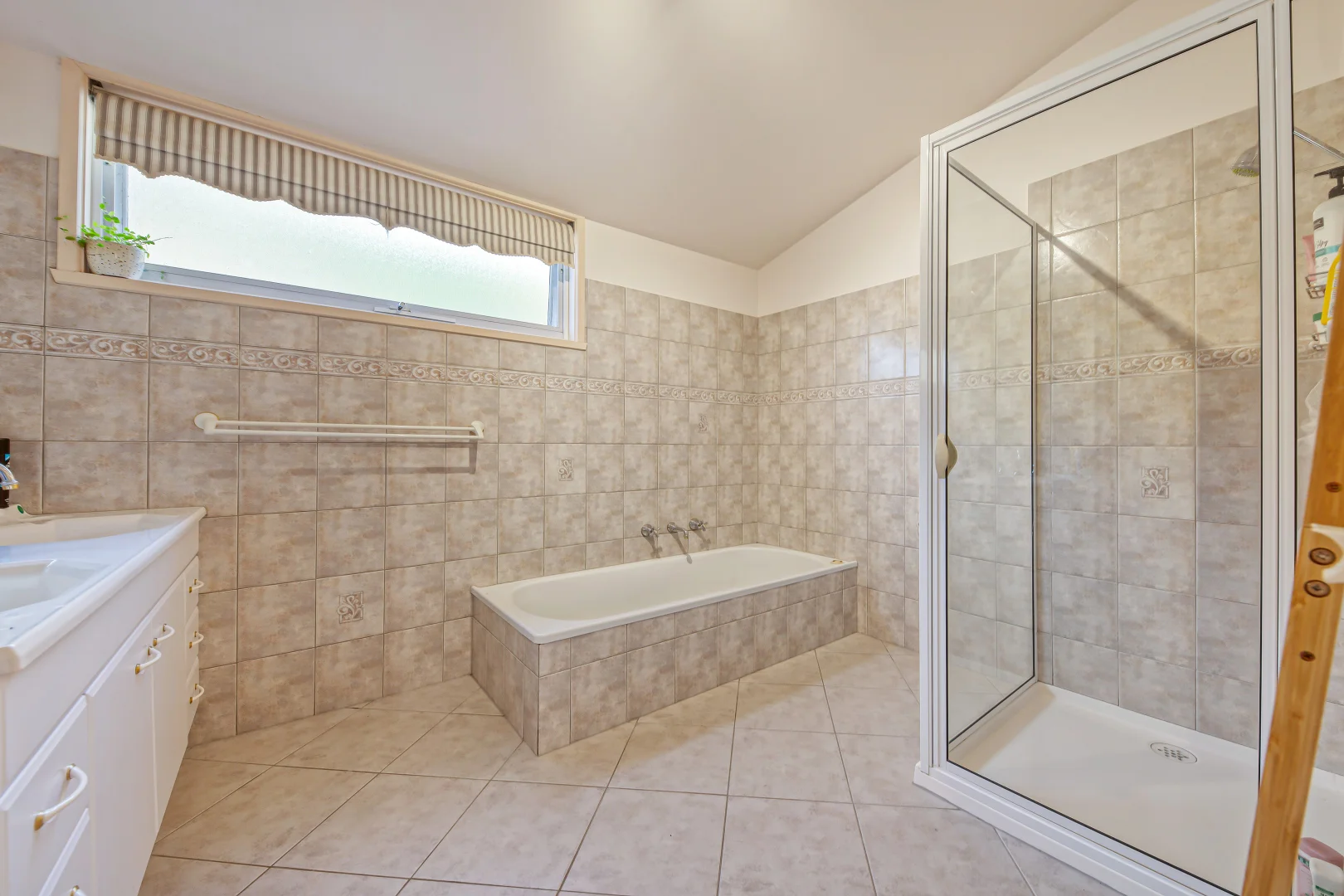 Additional image 13 of 429 Morses Creek Road, Wandiligong VIC 3744