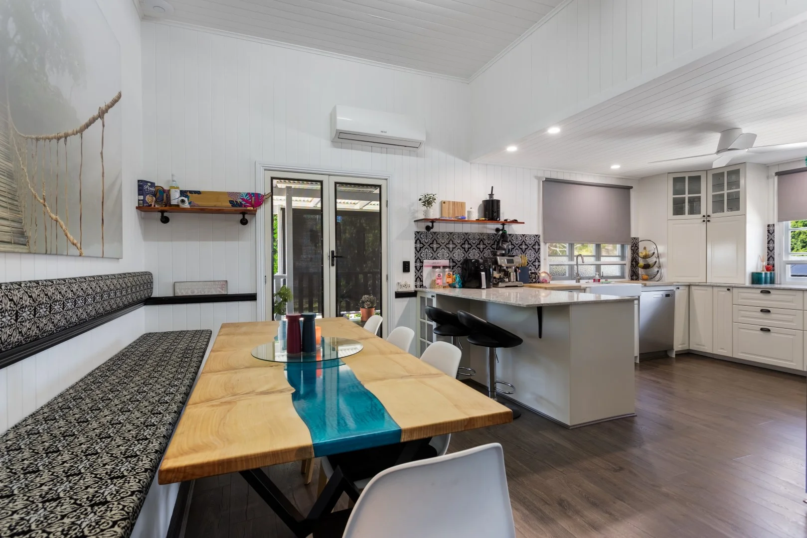 Additional image 3 of 2105 Wynnum Road, Wynnum West QLD 4178