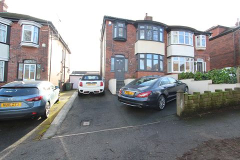High Storrs Drive, Sheffield S11