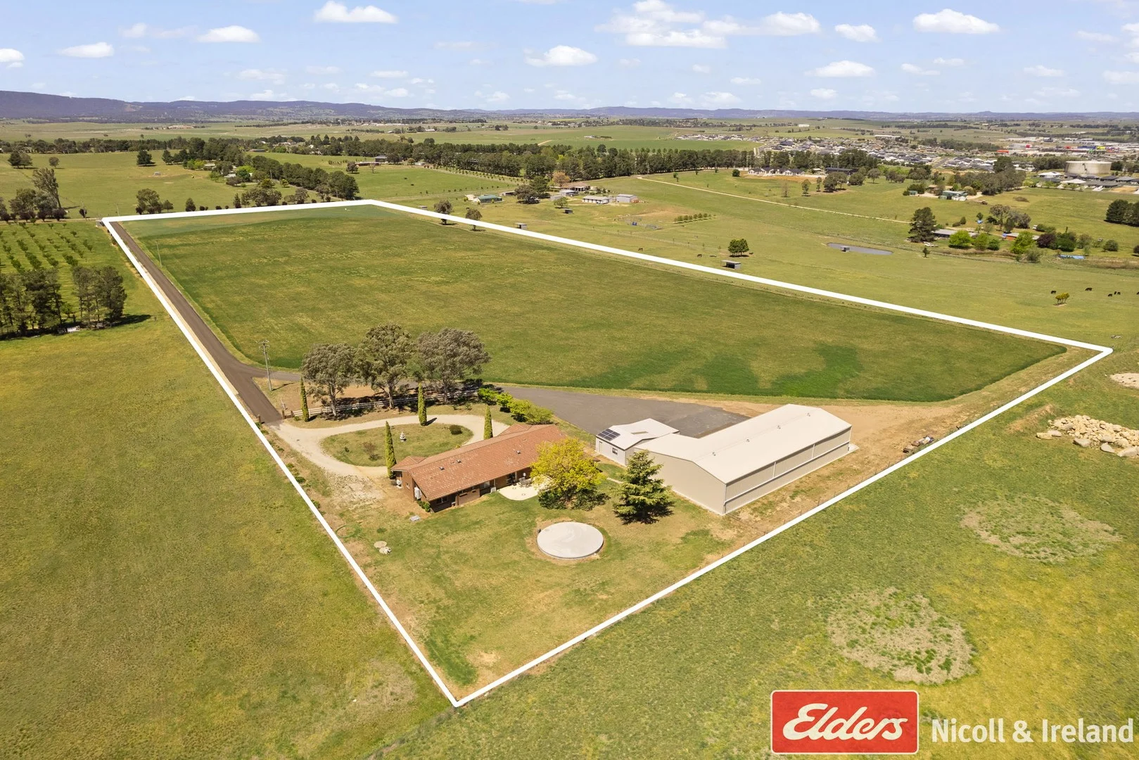 73 Clairvaux Lane, Kelso NSW 2795