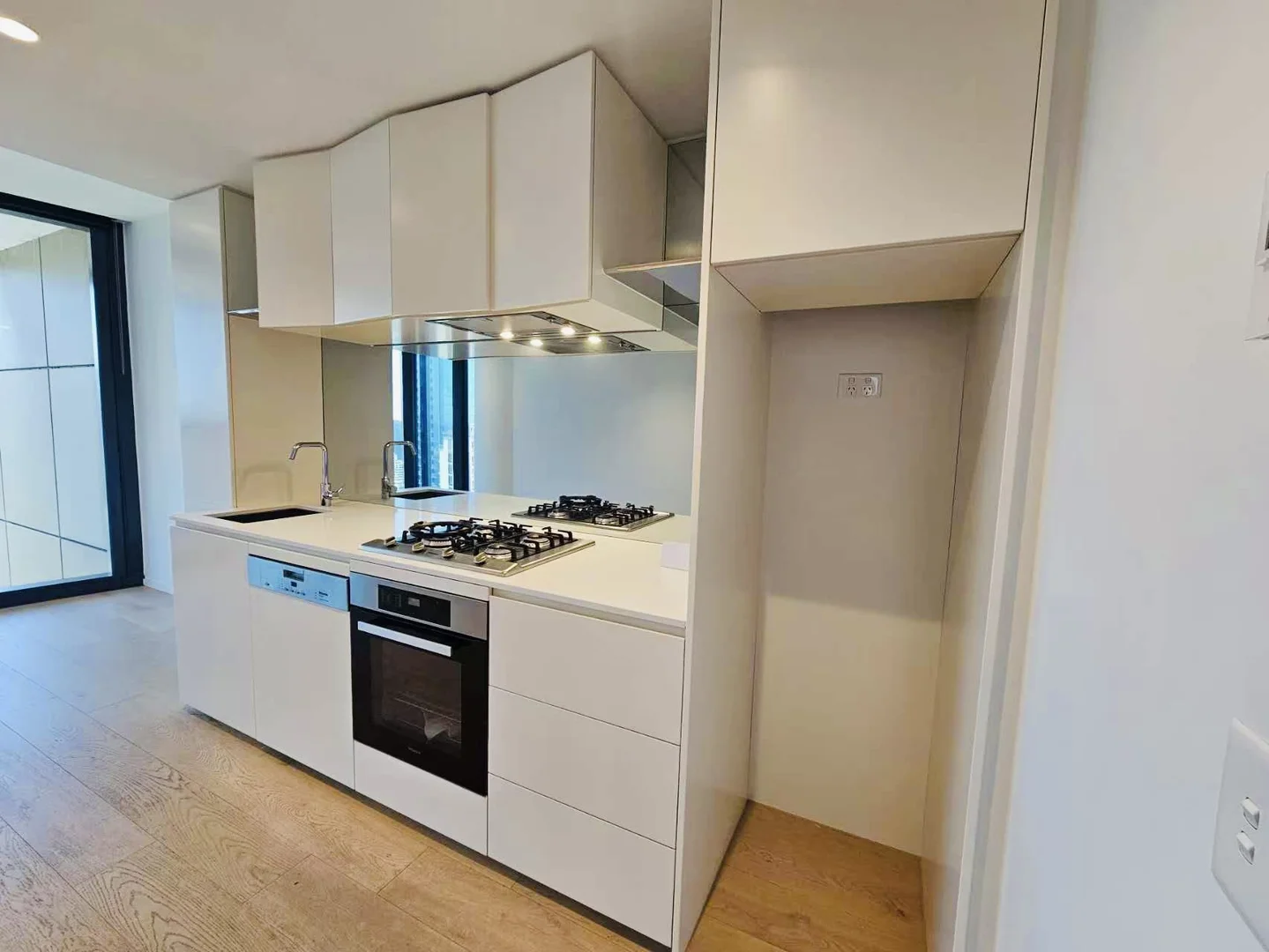 Additional image 7 of 18 Hoff Blvd, Southbank VIC 3006