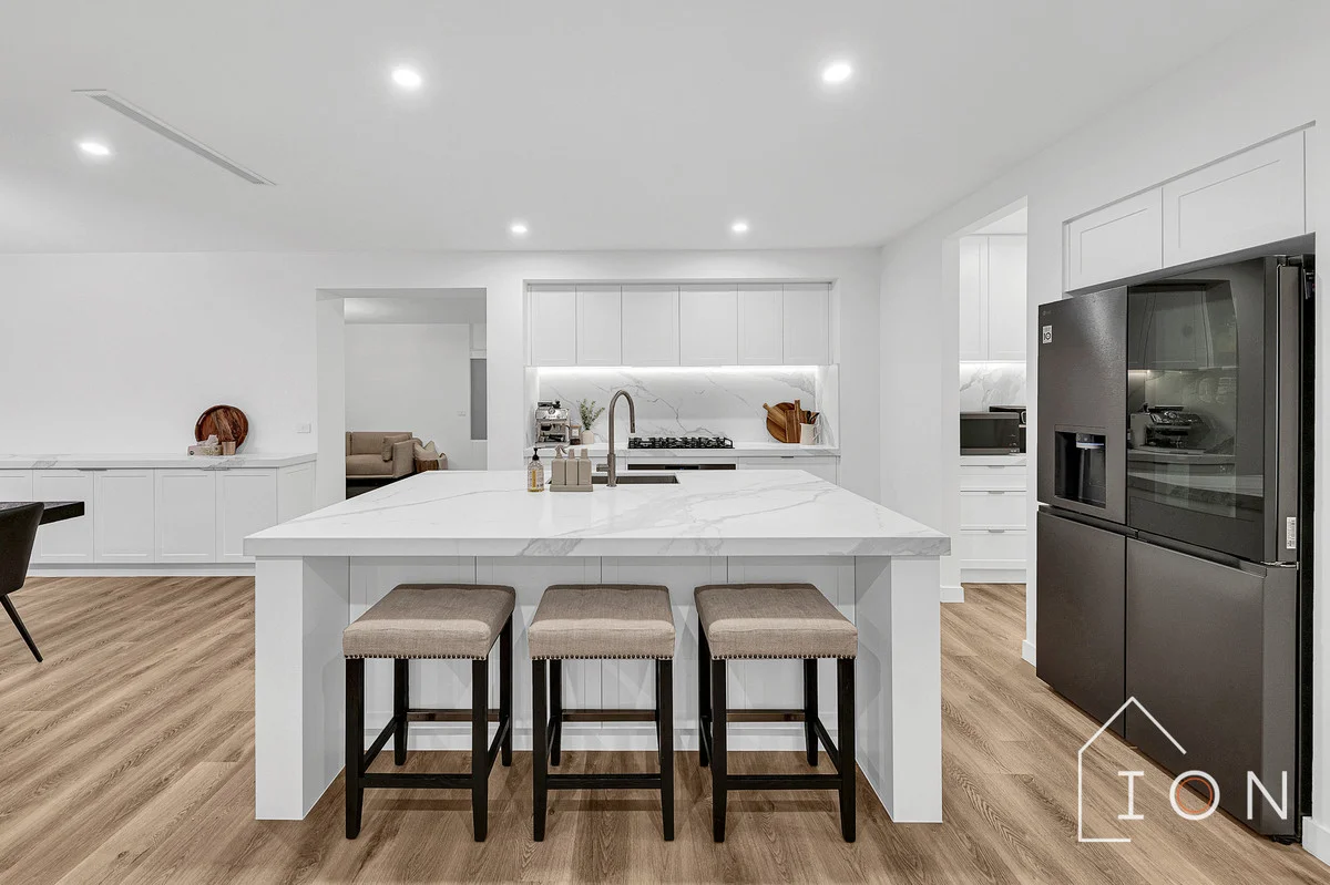 Additional image 2 of 28 Rose Garden Court, Narre Warren North VIC 3804