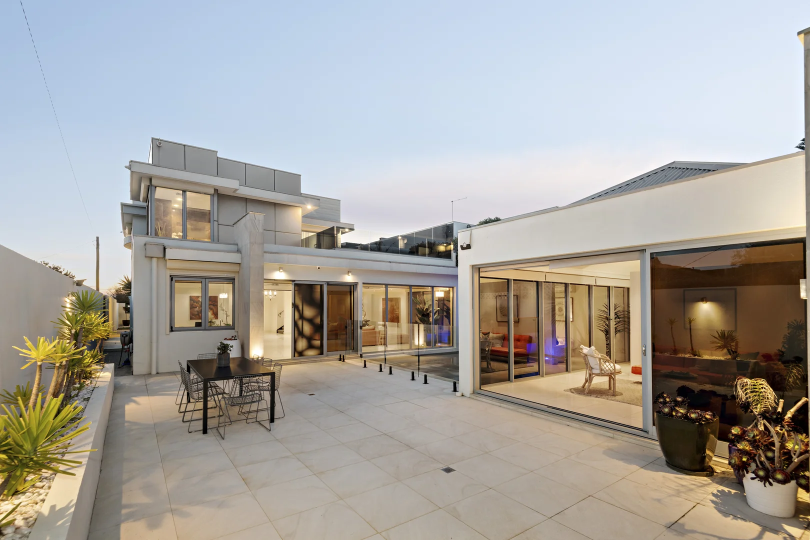 Additional image 7 of 2 Bayview Lane, Aspendale VIC 3195