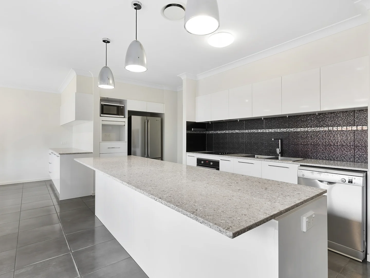 Additional image 3 of 6 Blanfords Ct, Cooroy QLD 4563