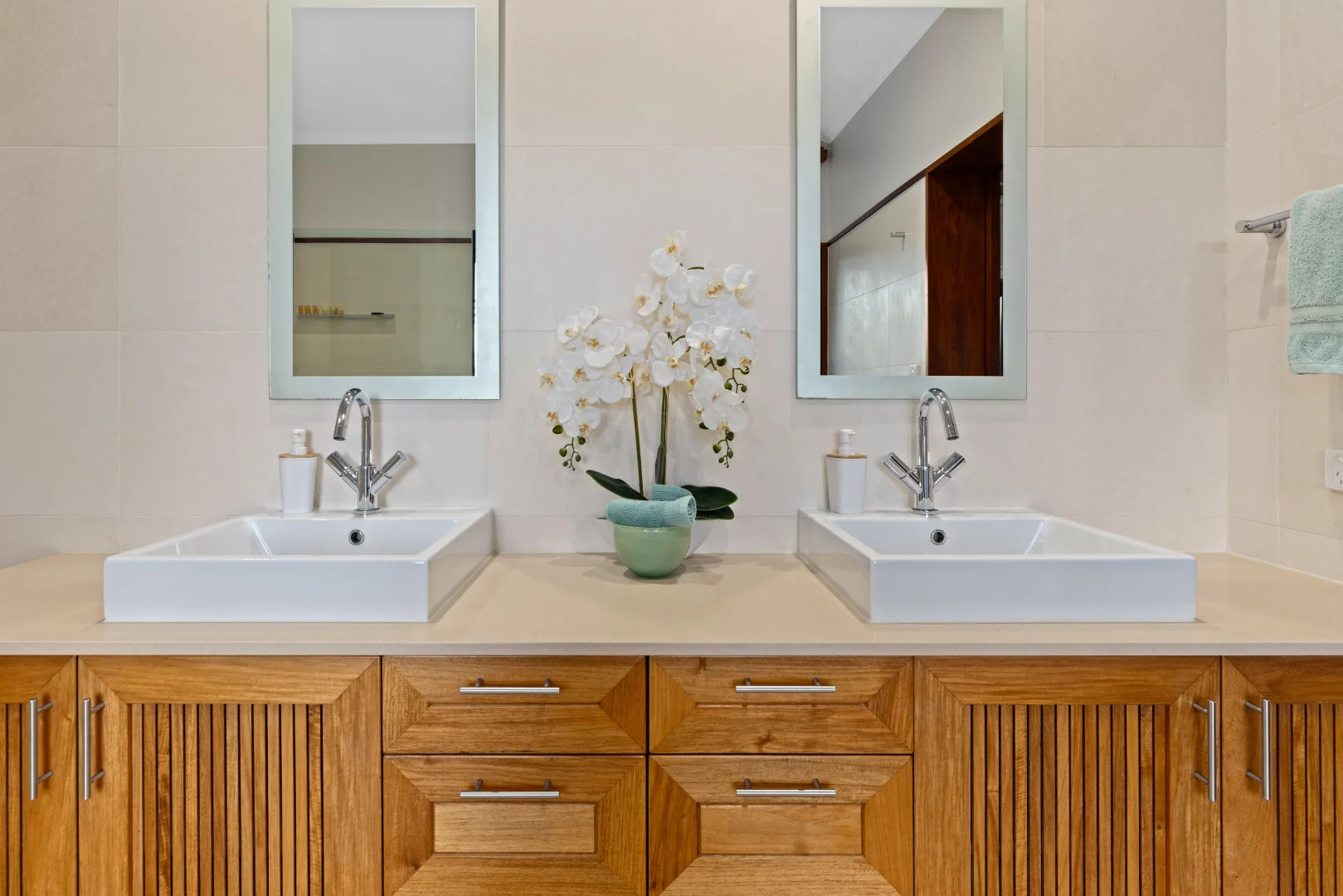 Additional image 25 of Iluka 6 Whitsunday Boulevard, Hamilton Island QLD 4803