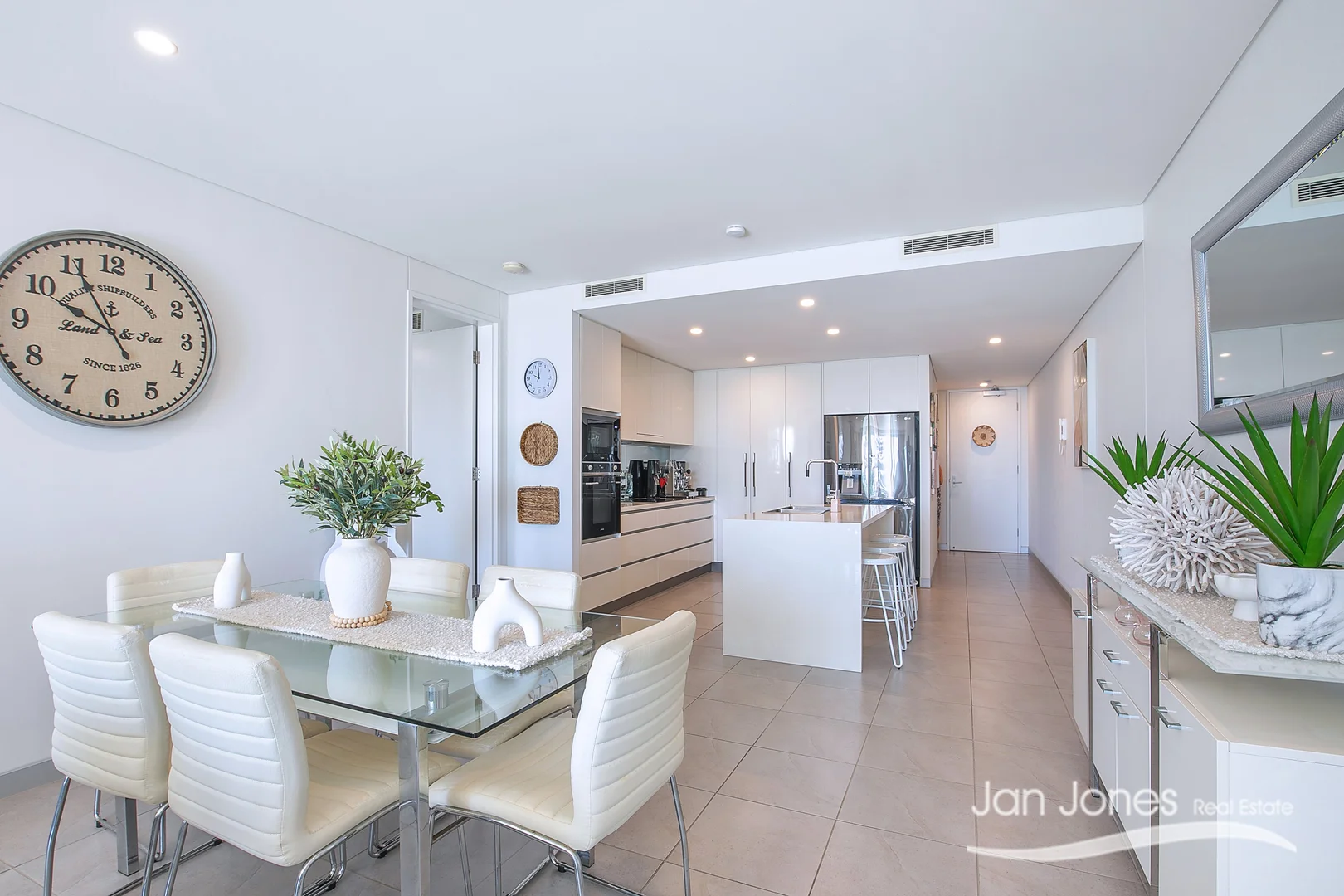 Additional image 7 of Unit 5/113 Landsborough Ave, Scarborough QLD 4020