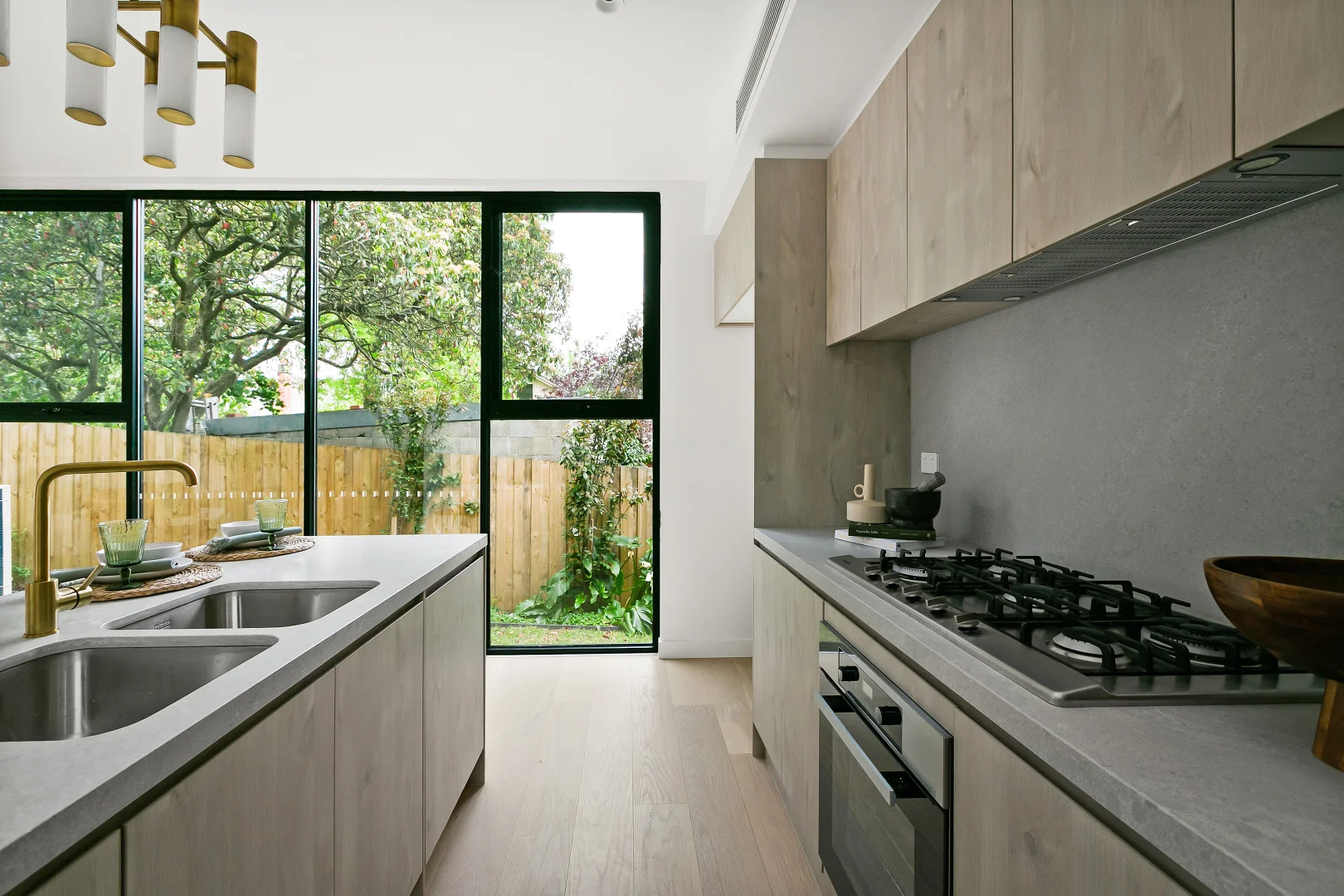 Additional image 6 of 4/3 Mervyn Crescent, Ivanhoe VIC 3079