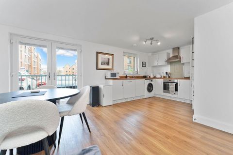 Ashley Place, Edinburgh EH6